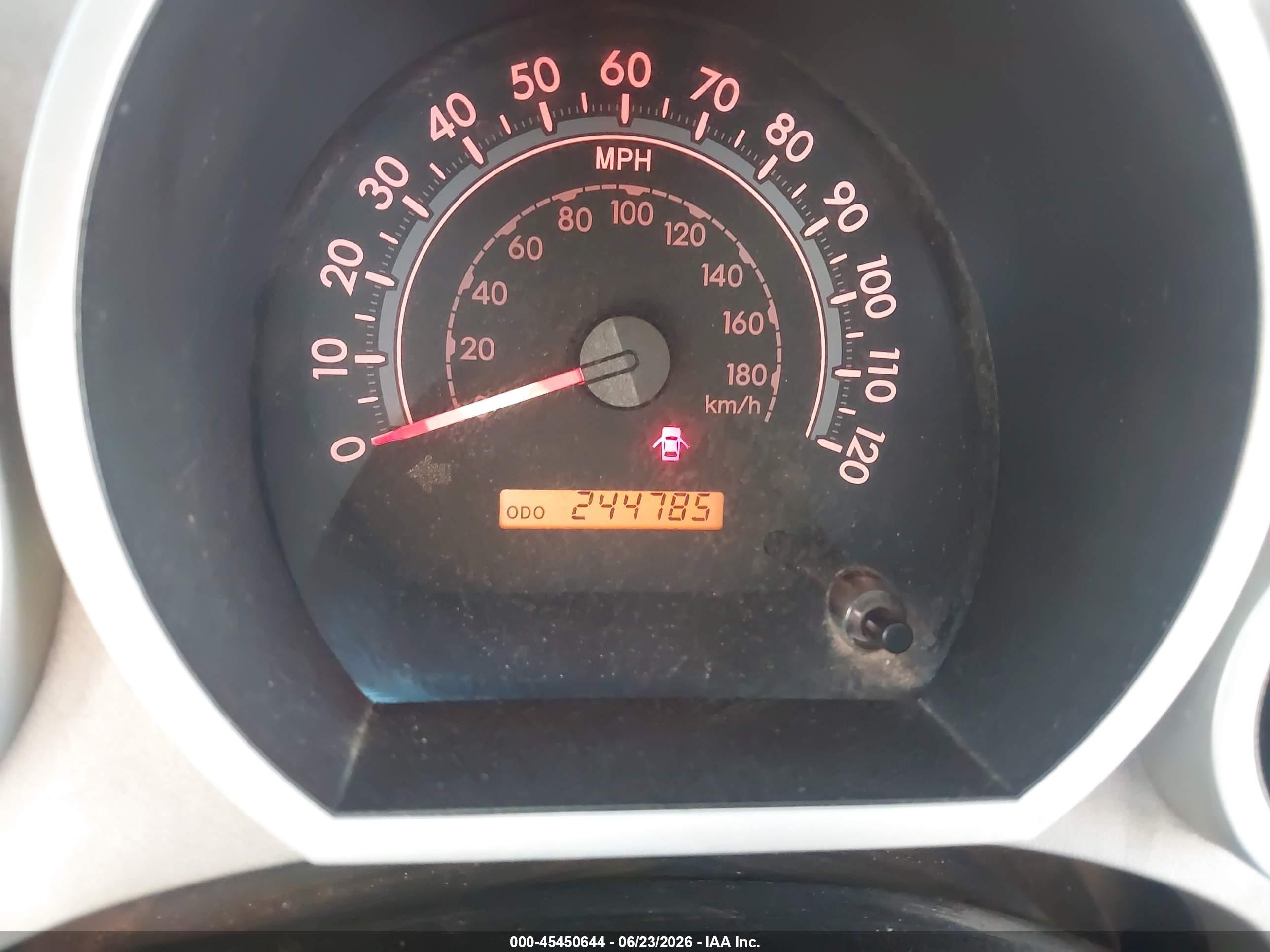 2009 Toyota Tundra Grade 5.7l V8 Silver vin: 5TFEV54139X072371
