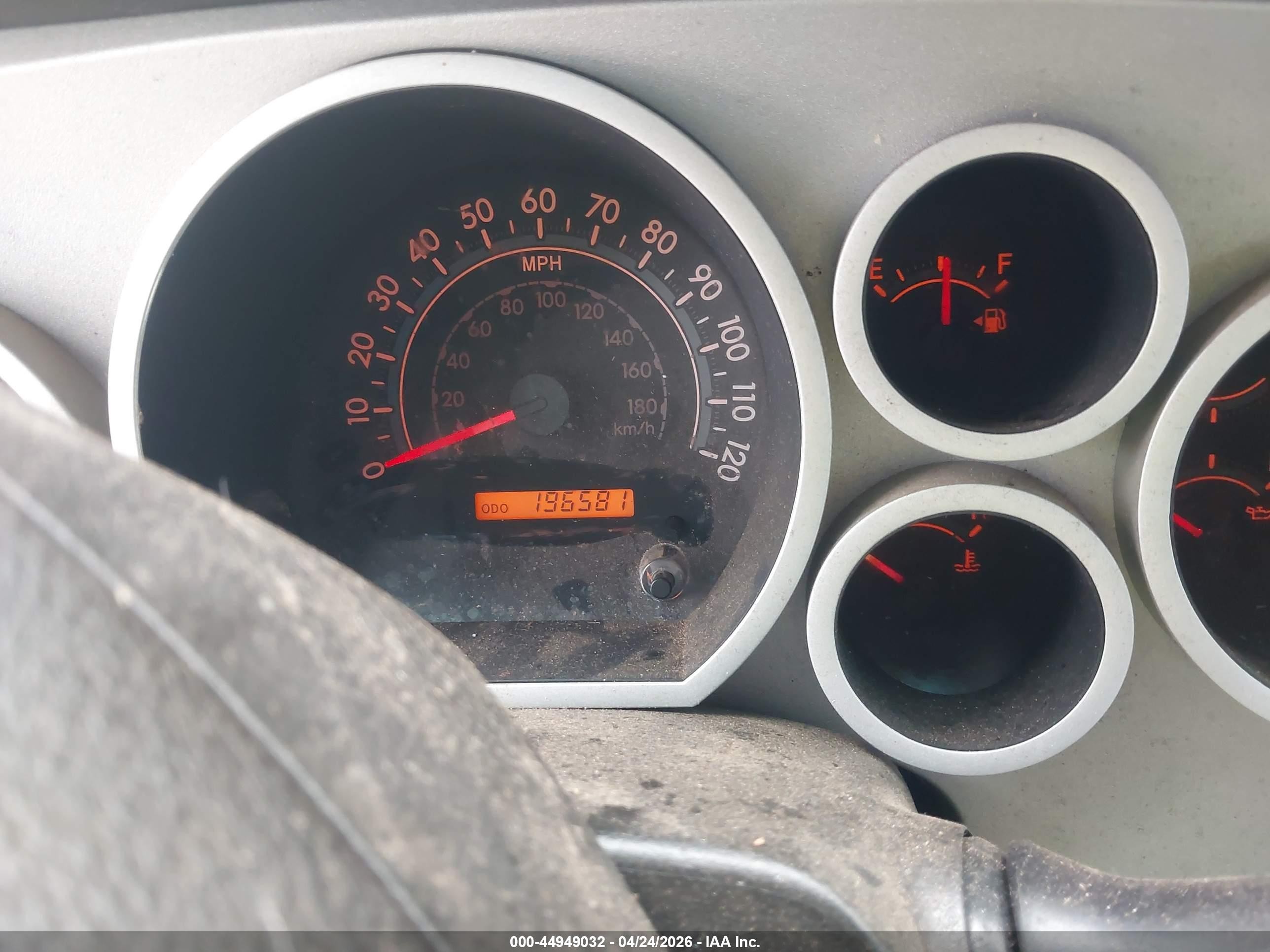 2007 Toyota Tundra Sr5 5.7l V8 Белый vin: 5TFEV54147X029073