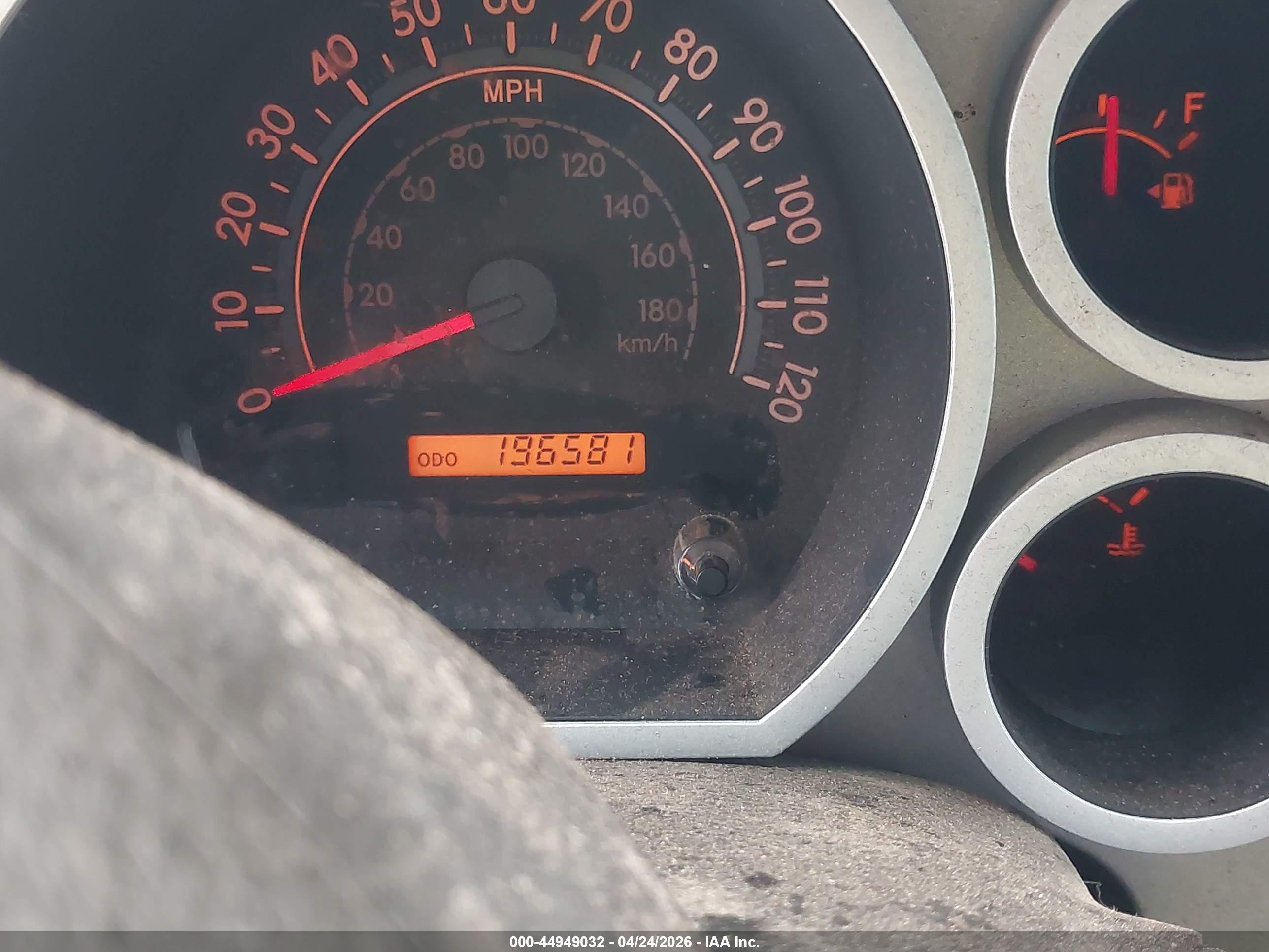 2007 Toyota Tundra Sr5 5.7l V8 Белый vin: 5TFEV54147X029073