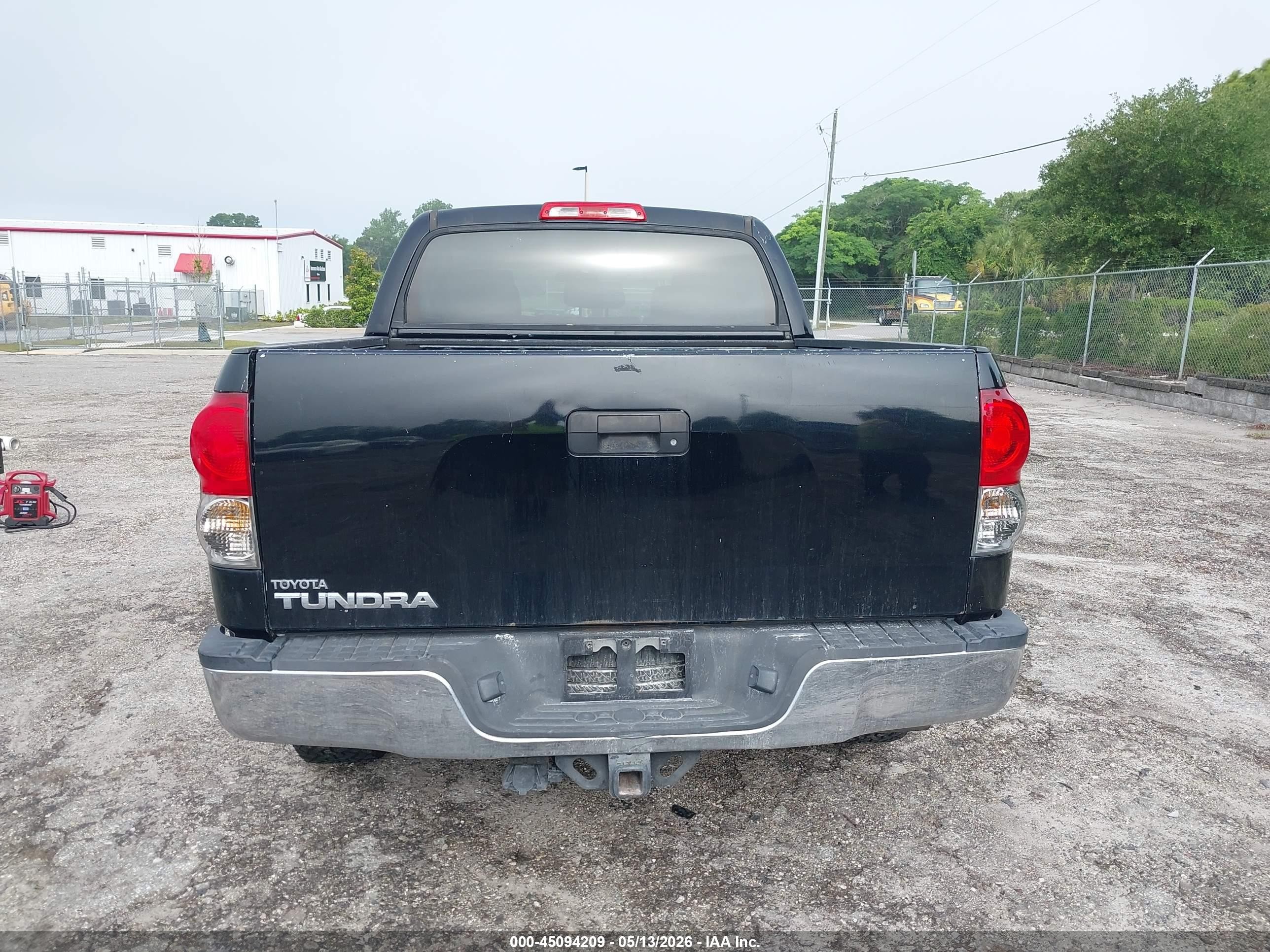 2008 Toyota Tundra Sr5 5.7l V8 Black vin: 5TFEV54188X056715