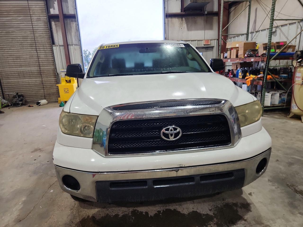 2007 Toyota Tundra Crewmax Sr5 White vin: 5TFEV54197X032499
