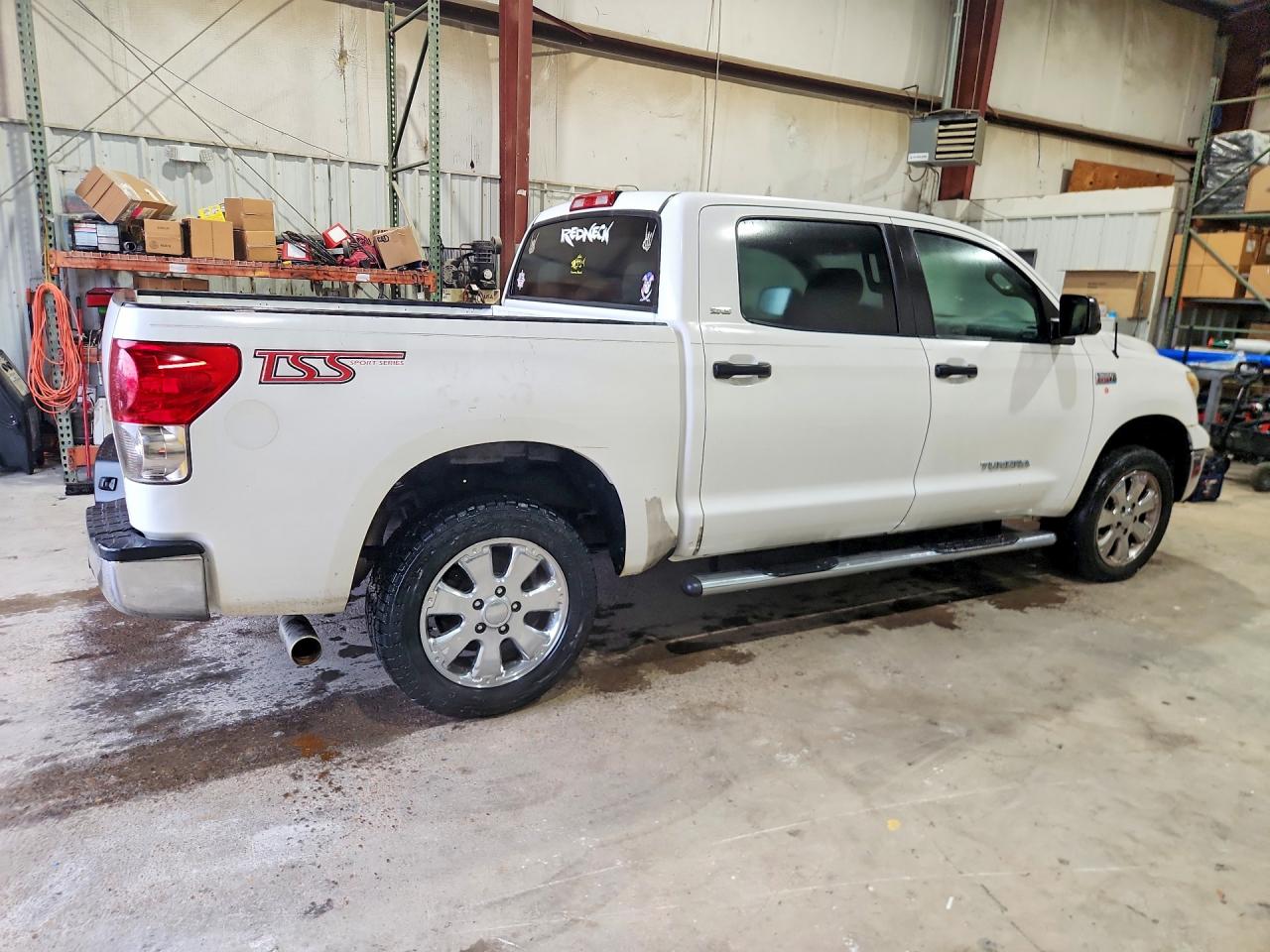 2007 Toyota Tundra Crewmax Sr5 White vin: 5TFEV54197X032499