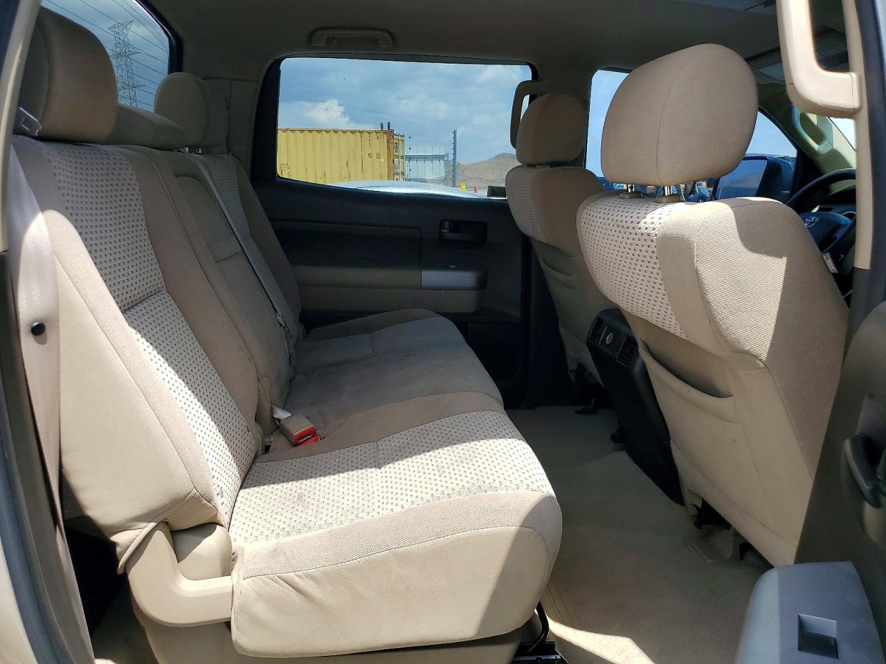 2009 Toyota Tundra Sr5 Gold vin: 5TFEV541X9X073842
