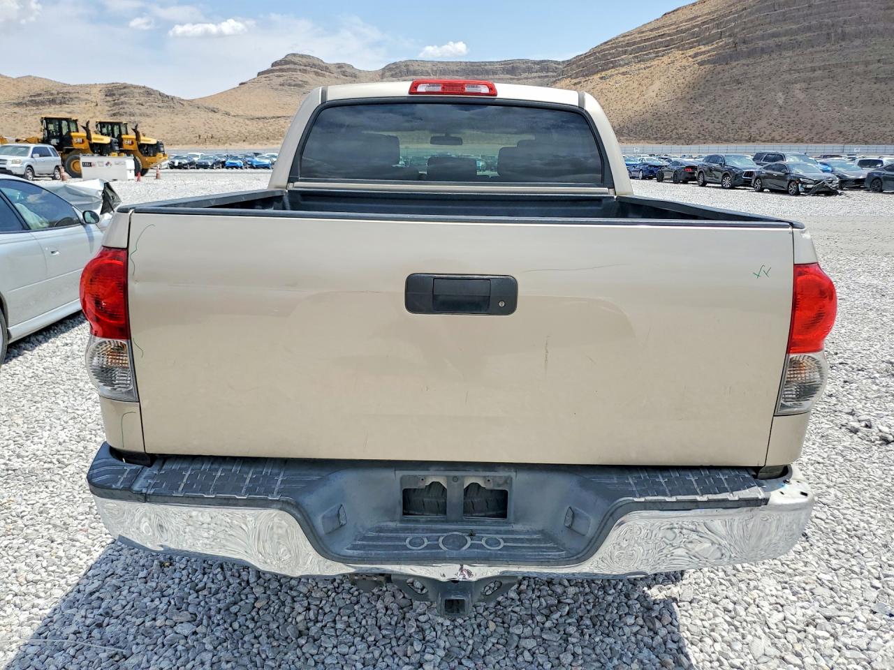 2009 Toyota Tundra Sr5 Gold vin: 5TFEV541X9X073842