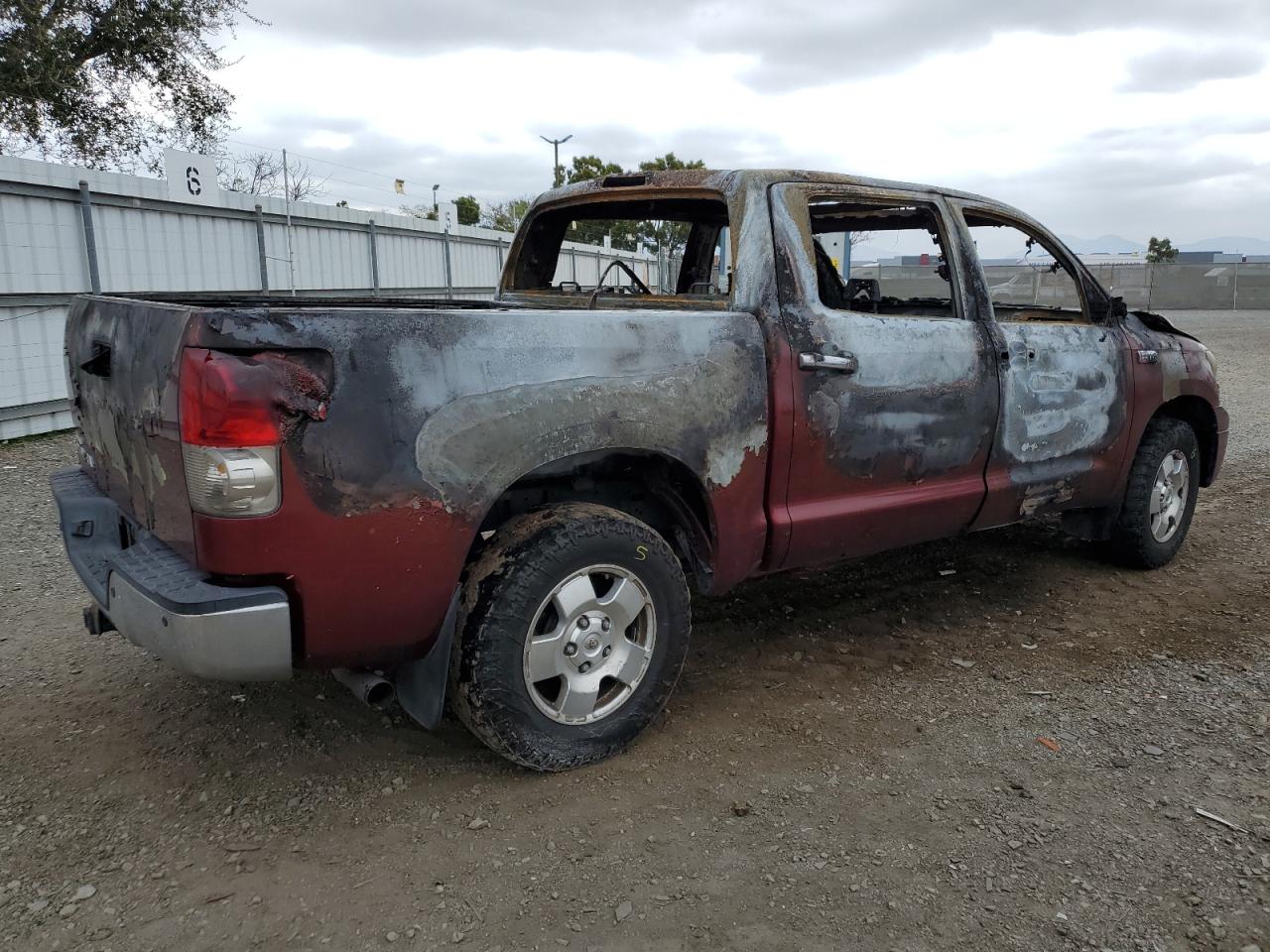 2008 Toyota Tundra Crewmax Limited Red vin: 5TFEV58138X035264