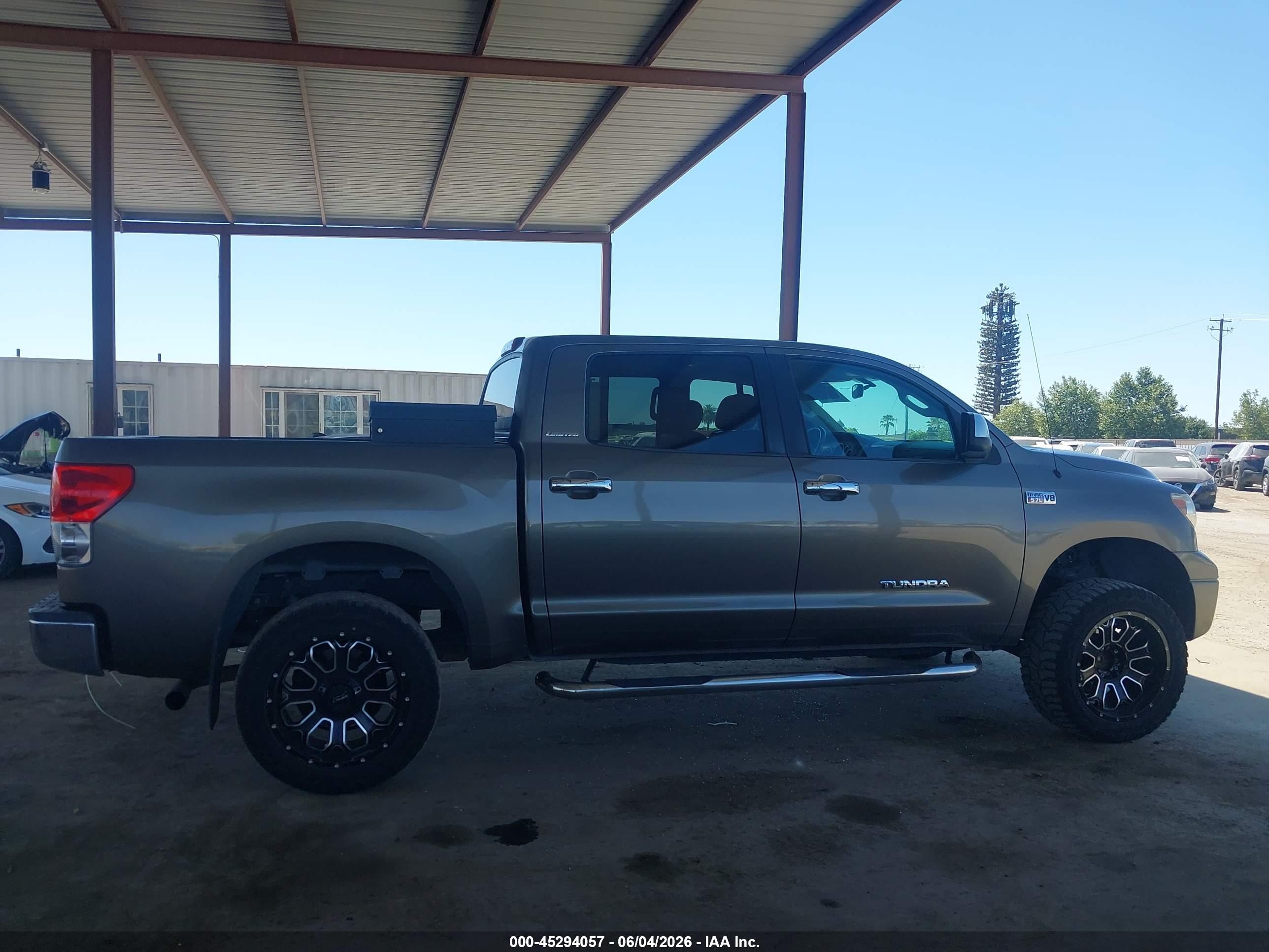 2008 Toyota Tundra Limited 5.7l V8 Brown vin: 5TFEV58158X066984