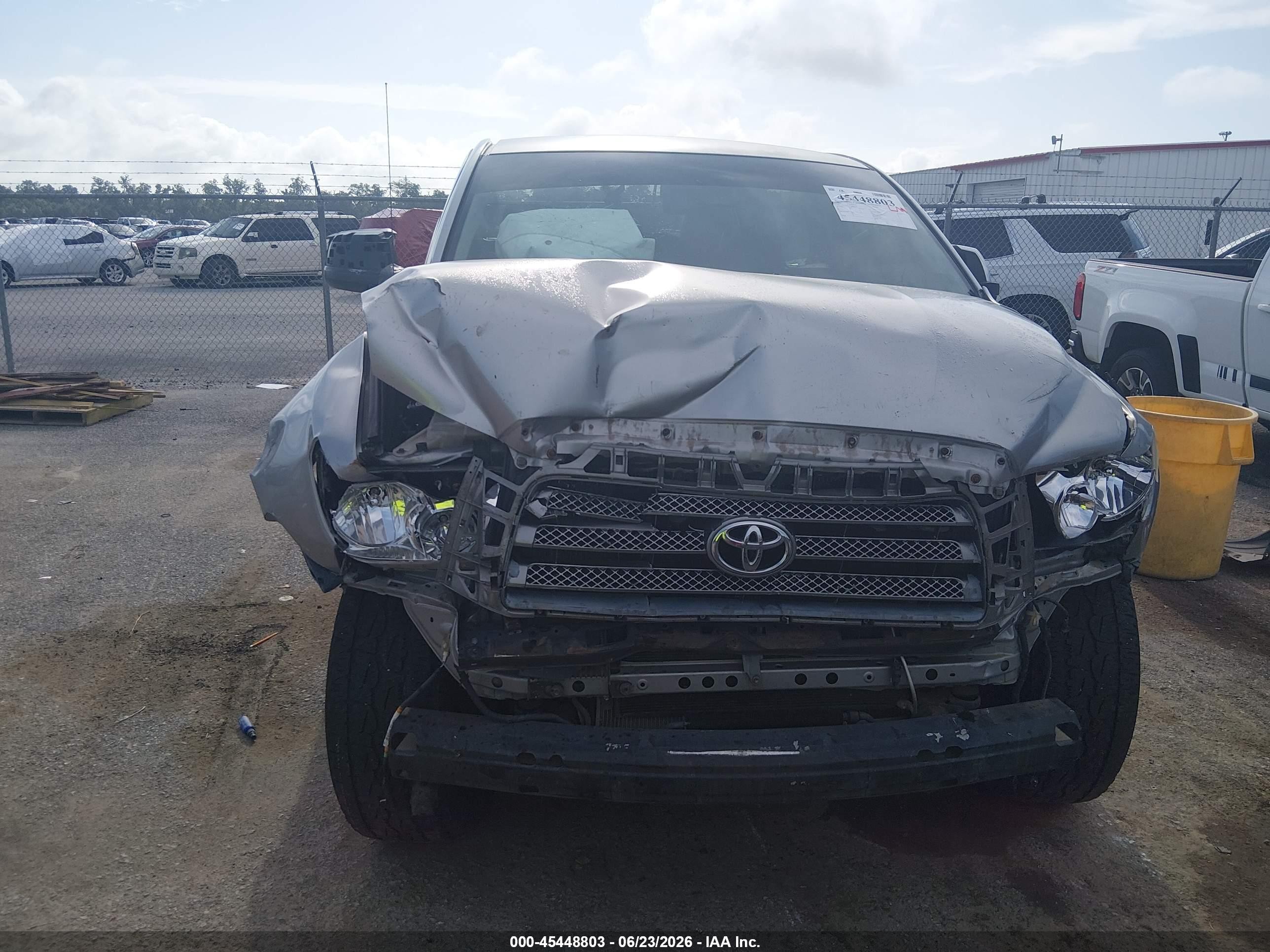 2007 Toyota Tundra Limited 5.7l V8 Silver vin: 5TFEV58177X032138
