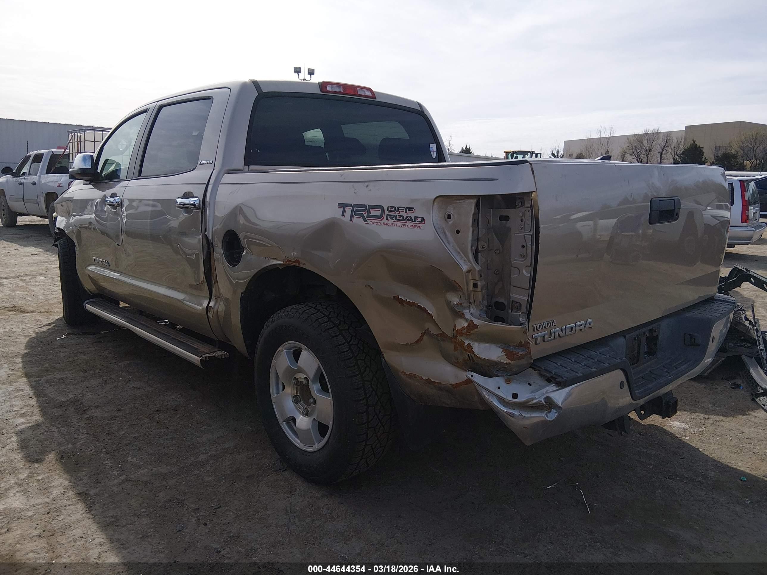 2008 Toyota Tundra Limited 5.7l V8 Tan vin: 5TFEV58178X049880