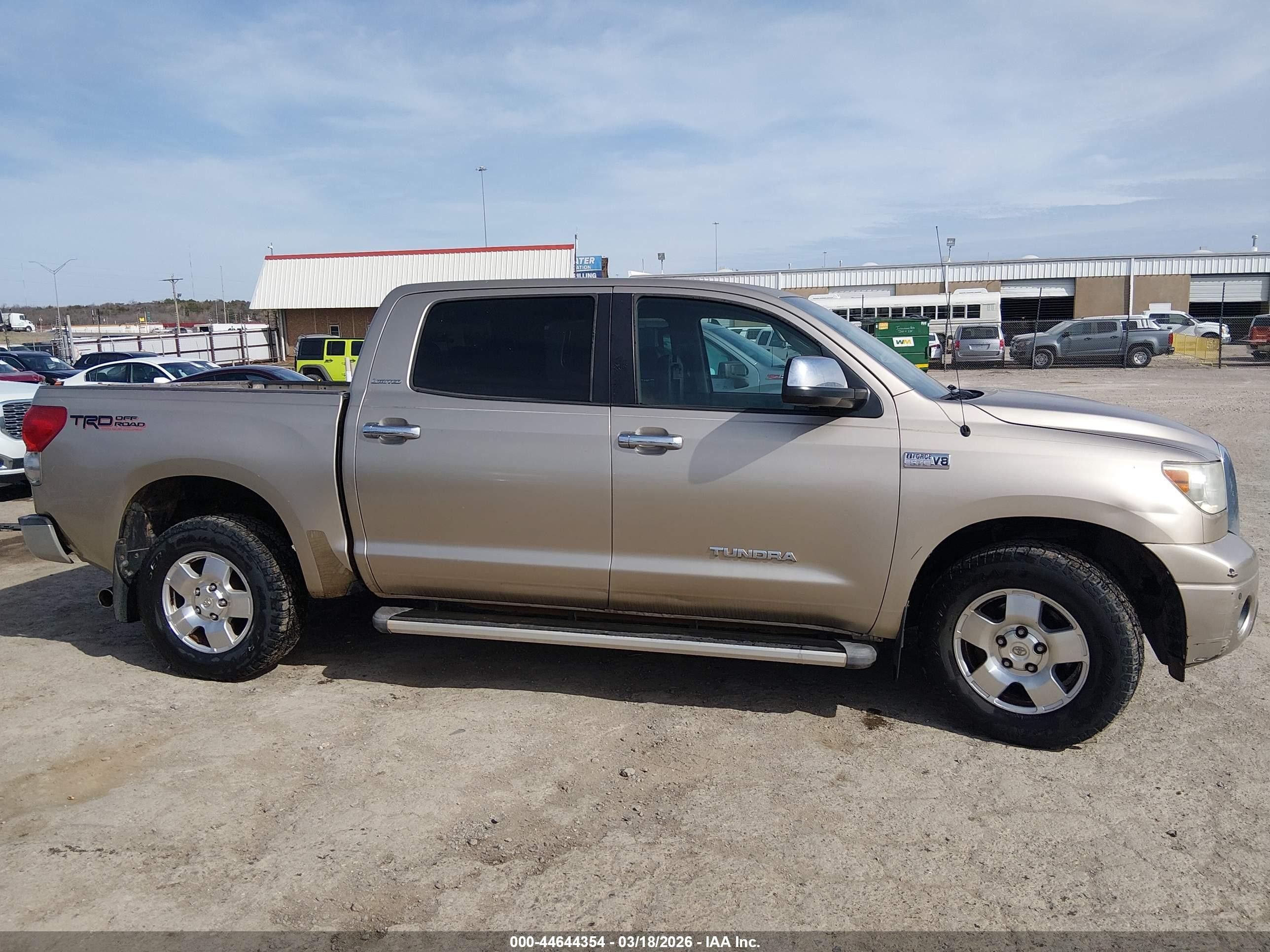 2008 Toyota Tundra Limited 5.7l V8 Tan vin: 5TFEV58178X049880