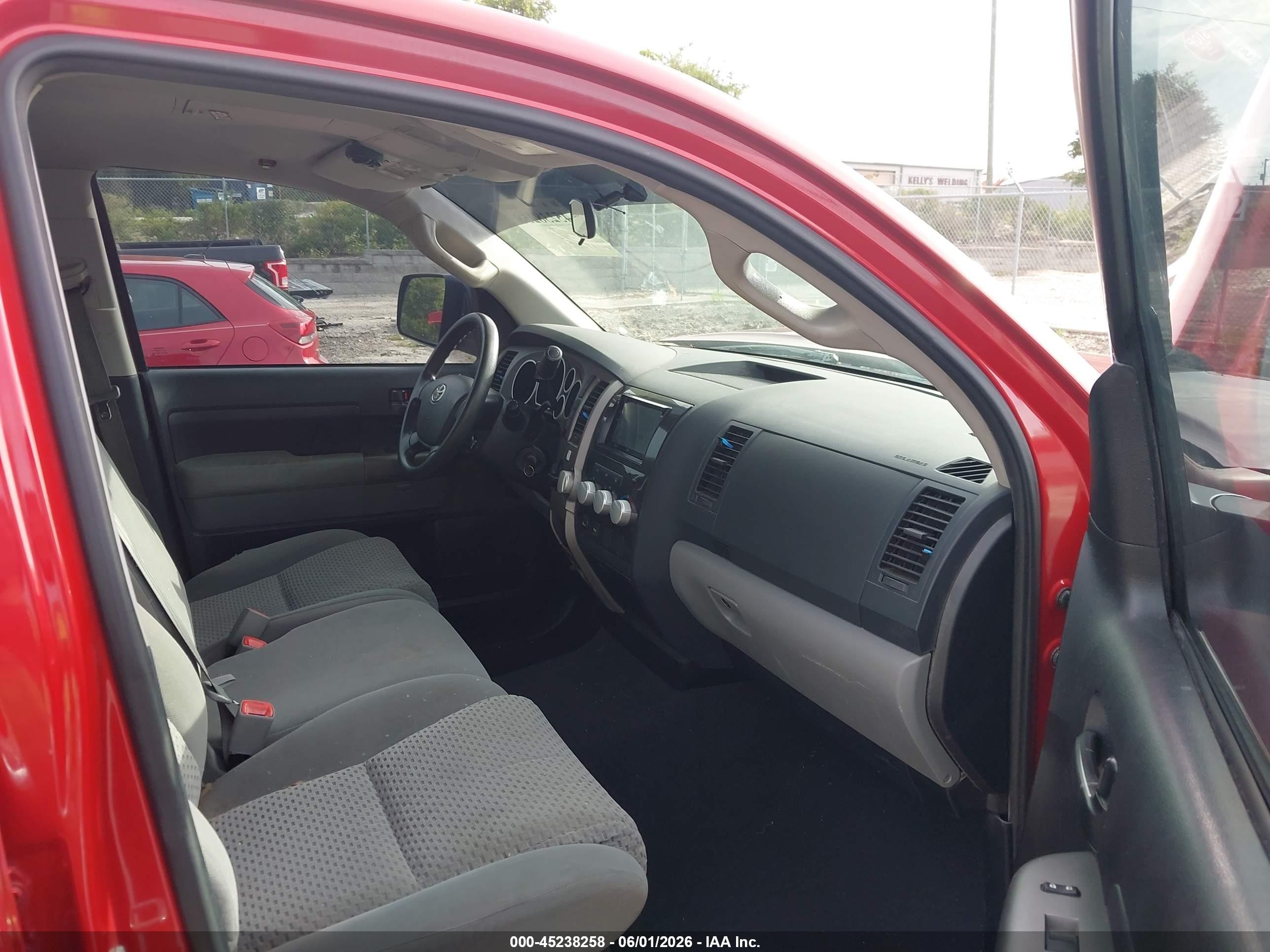 2012 Toyota Tundra Grade 5.7l V8 Red vin: 5TFEY5F10CX132182