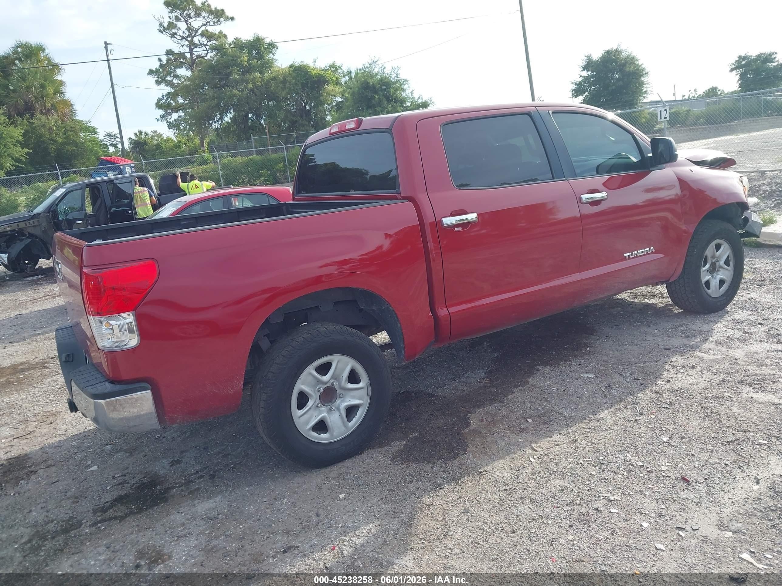 2012 Toyota Tundra Grade 5.7l V8 Red vin: 5TFEY5F10CX132182