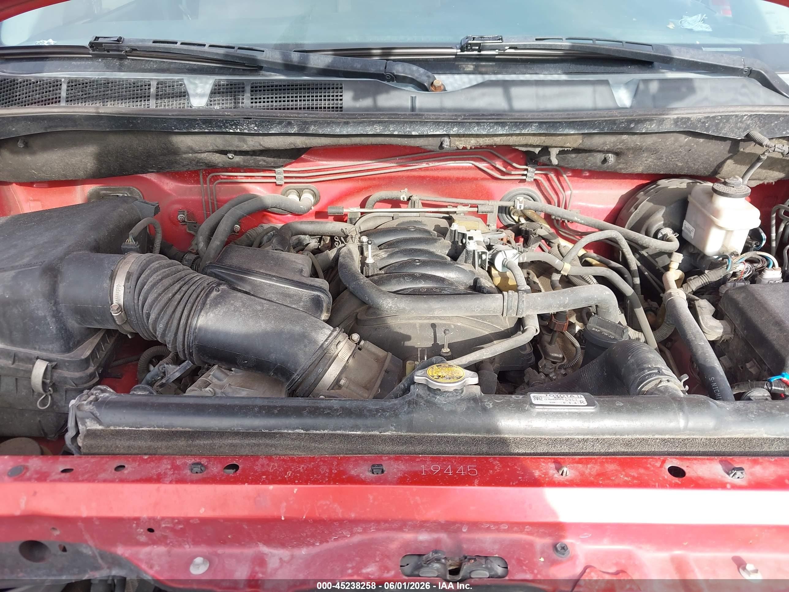 2012 Toyota Tundra Grade 5.7l V8 Red vin: 5TFEY5F10CX132182