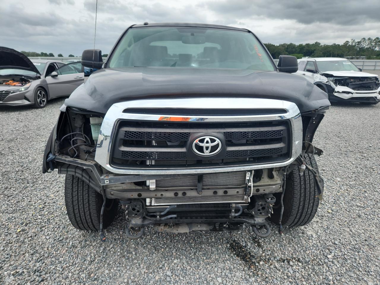 2013 Toyt Tundra Cre Black vin: 5TFEY5F10DX139313
