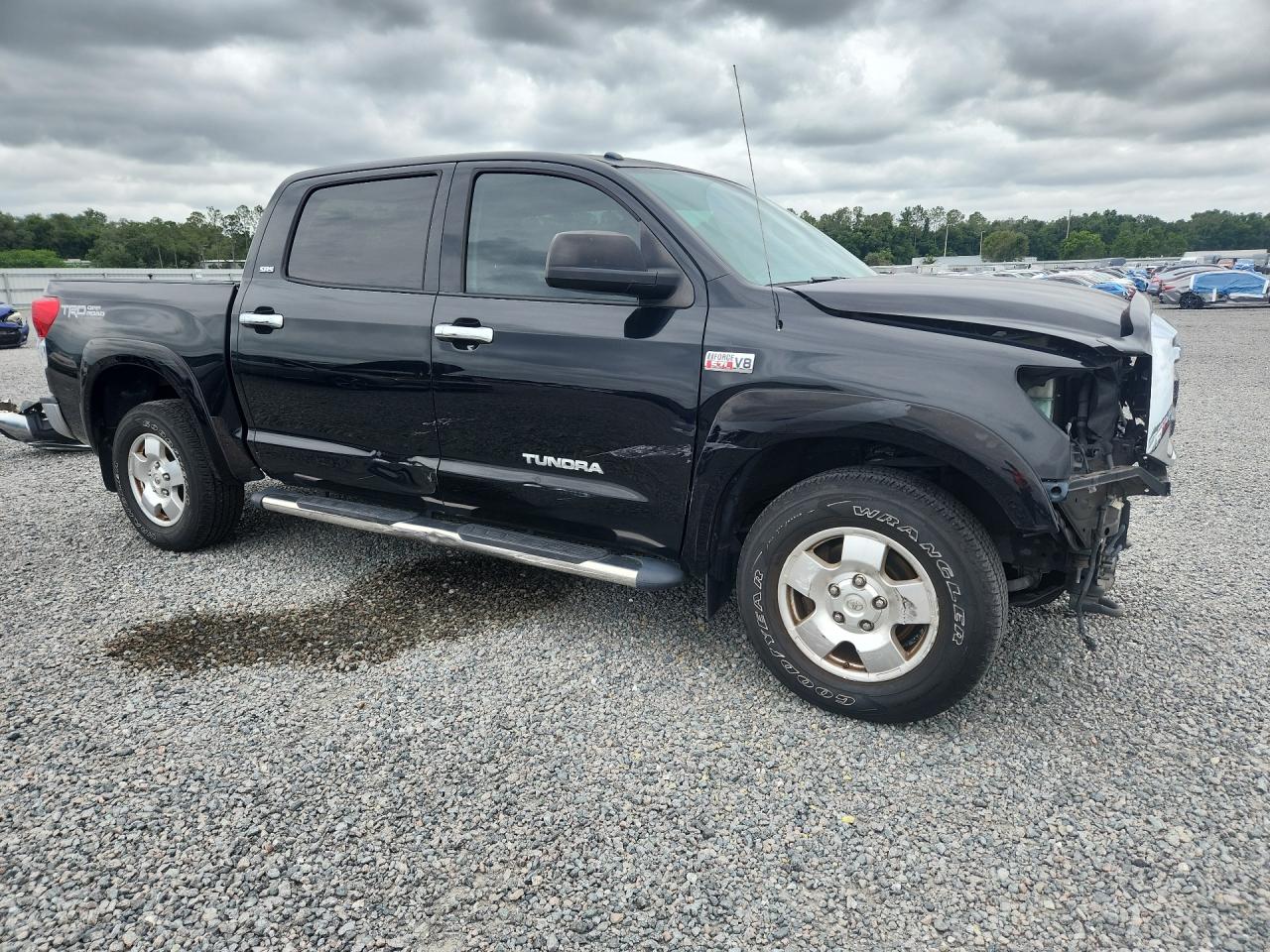 2013 Toyt Tundra Cre Black vin: 5TFEY5F10DX139313