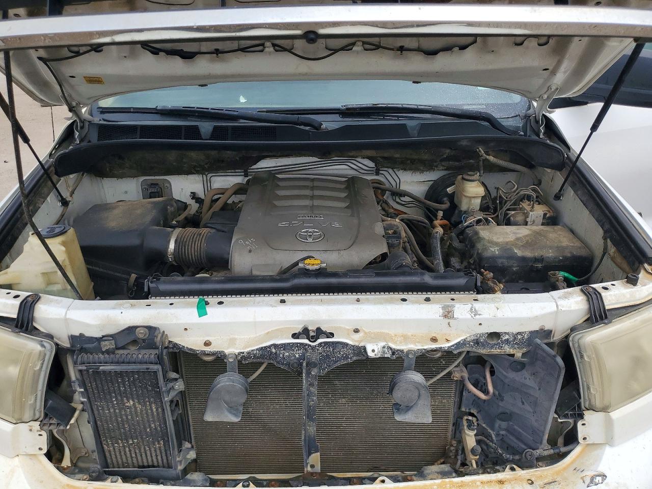 2010 Toyota Tundra Crewmax Sr5 Белый vin: 5TFEY5F11AX075469