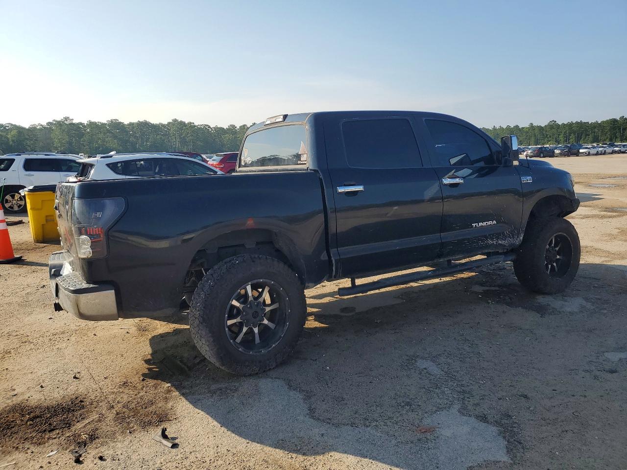 2010 Toyota Tundra Crewmax Sr5 Black vin: 5TFEY5F11AX084835