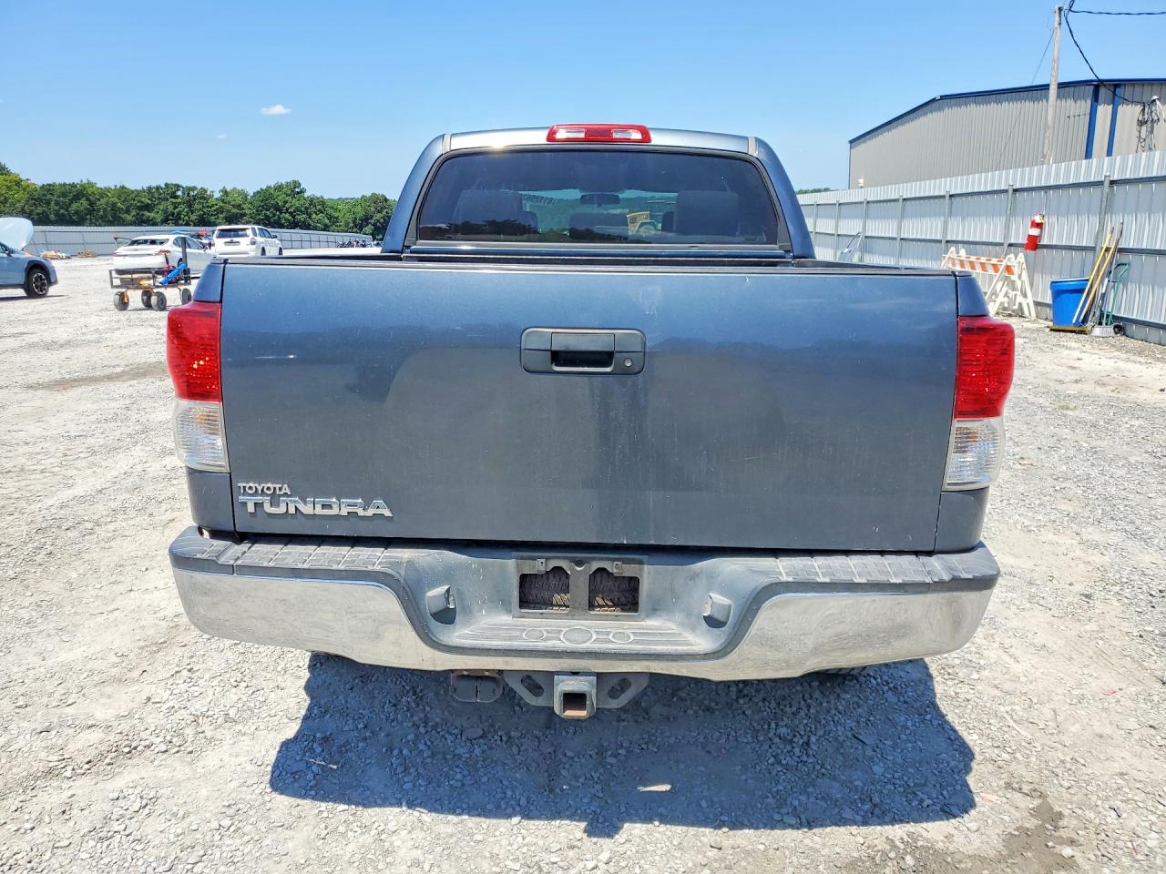 2010 Toyota Tundra Crewmax Sr5 Gray vin: 5TFEY5F11AX085113