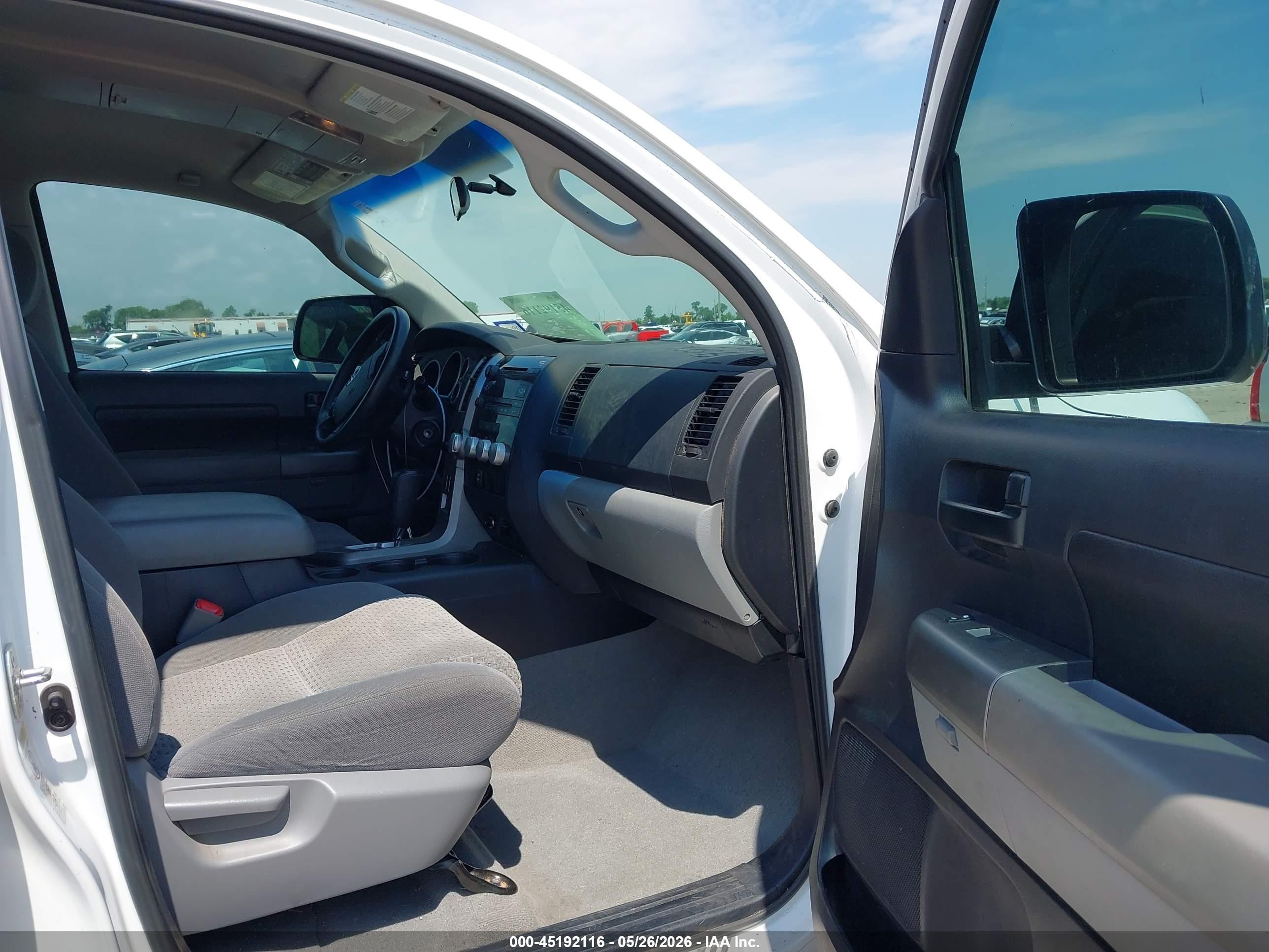 2010 Toyota Tundra Grade 5.7l V8 Белый vin: 5TFEY5F11AX085810