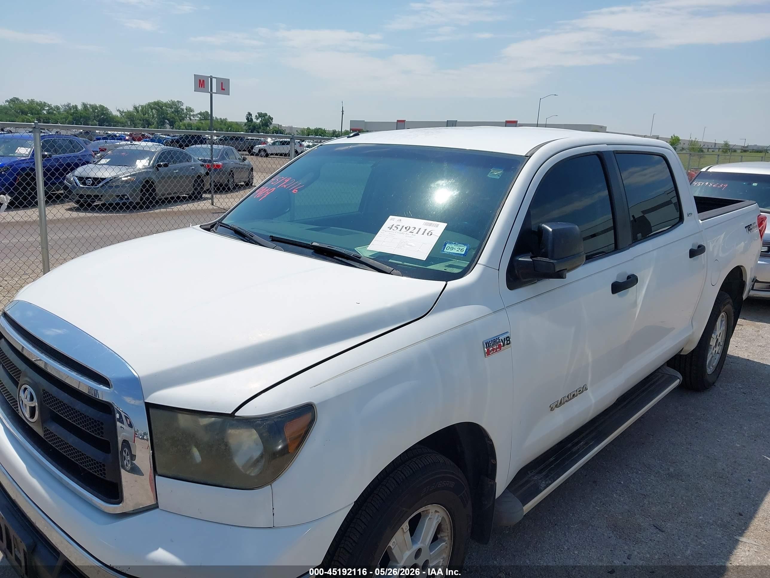 2010 Toyota Tundra Grade 5.7l V8 Белый vin: 5TFEY5F11AX085810