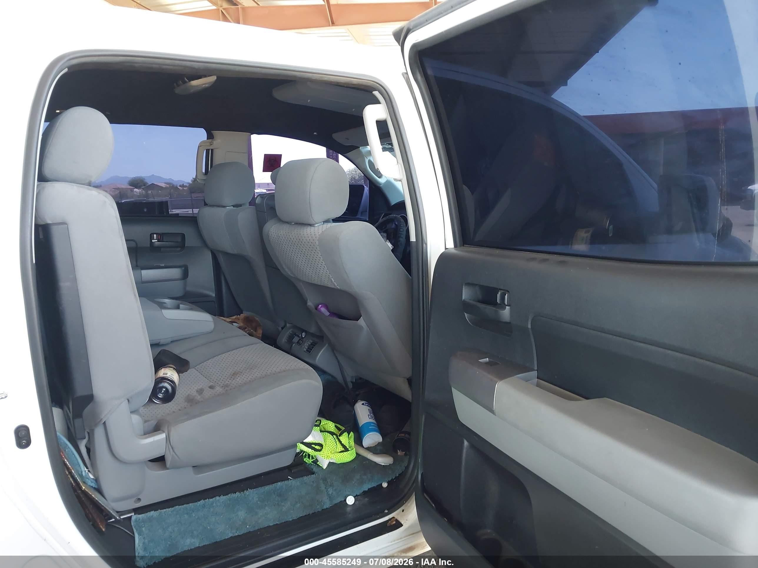 2013 Toyota Tundra Grade 5.7l V8 White vin: 5TFEY5F11DX136579