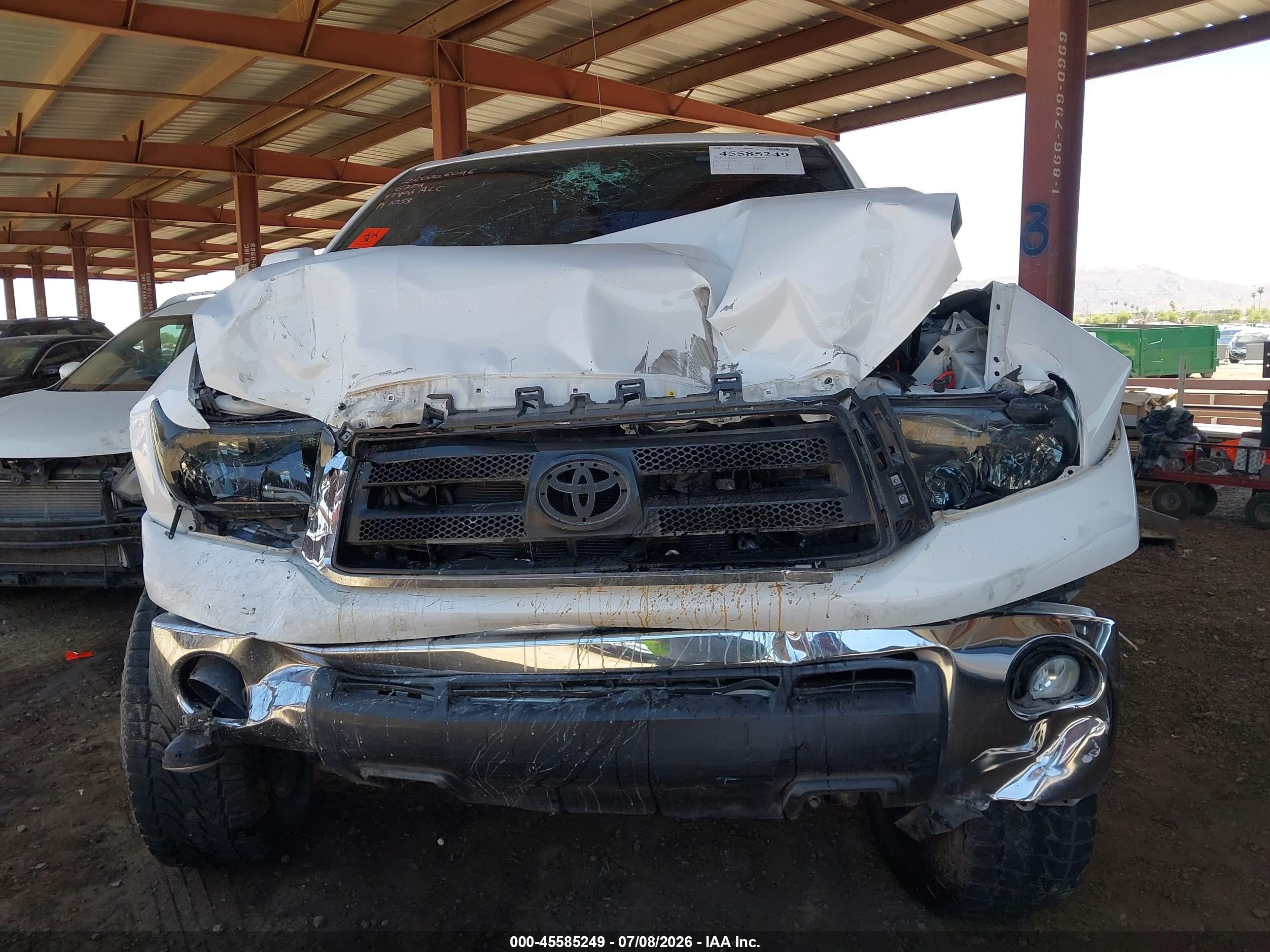 2013 Toyota Tundra Grade 5.7l V8 White vin: 5TFEY5F11DX136579