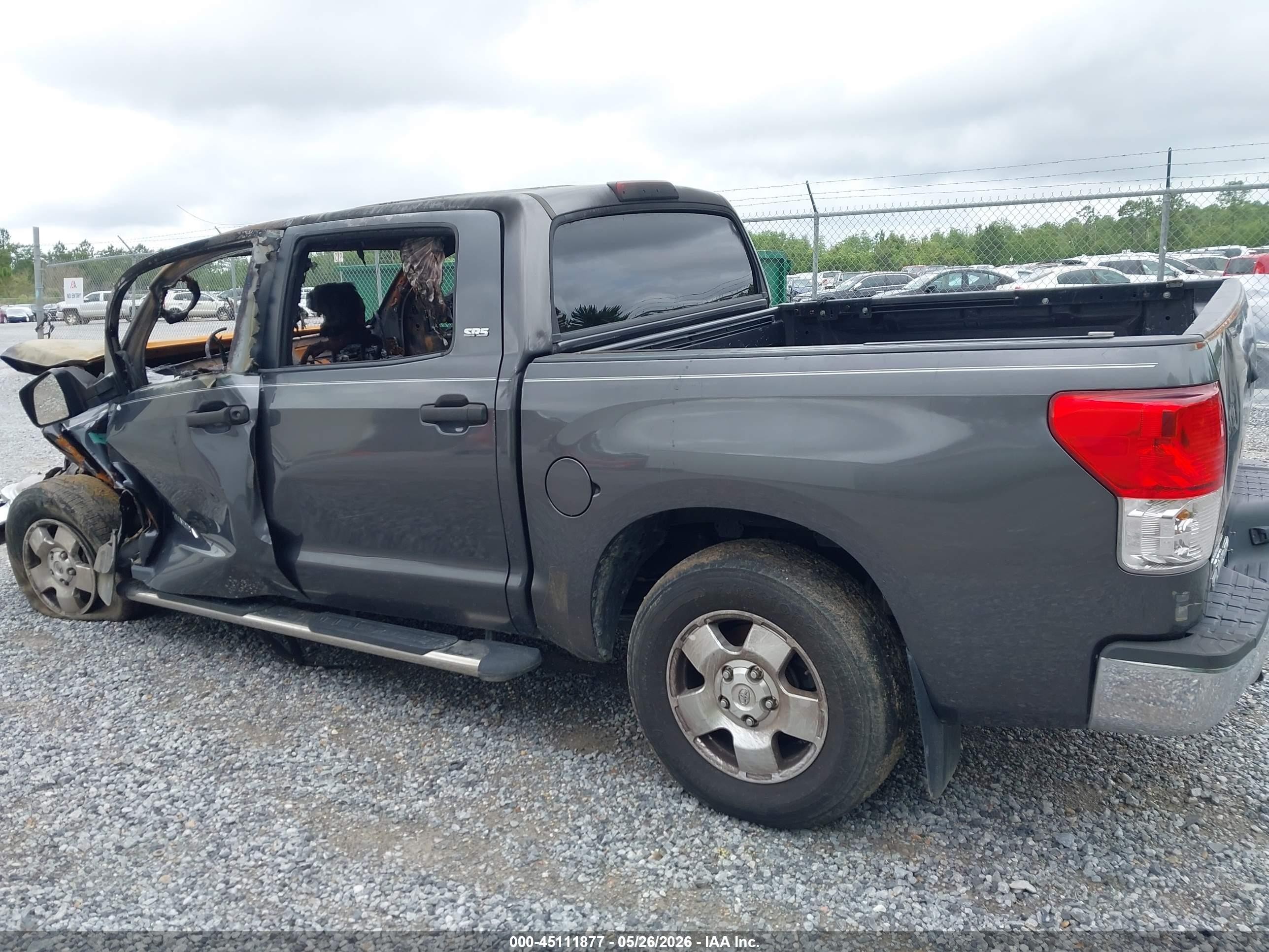 2013 Toyota Tundra Grade 5.7l V8 Black vin: 5TFEY5F11DX145394