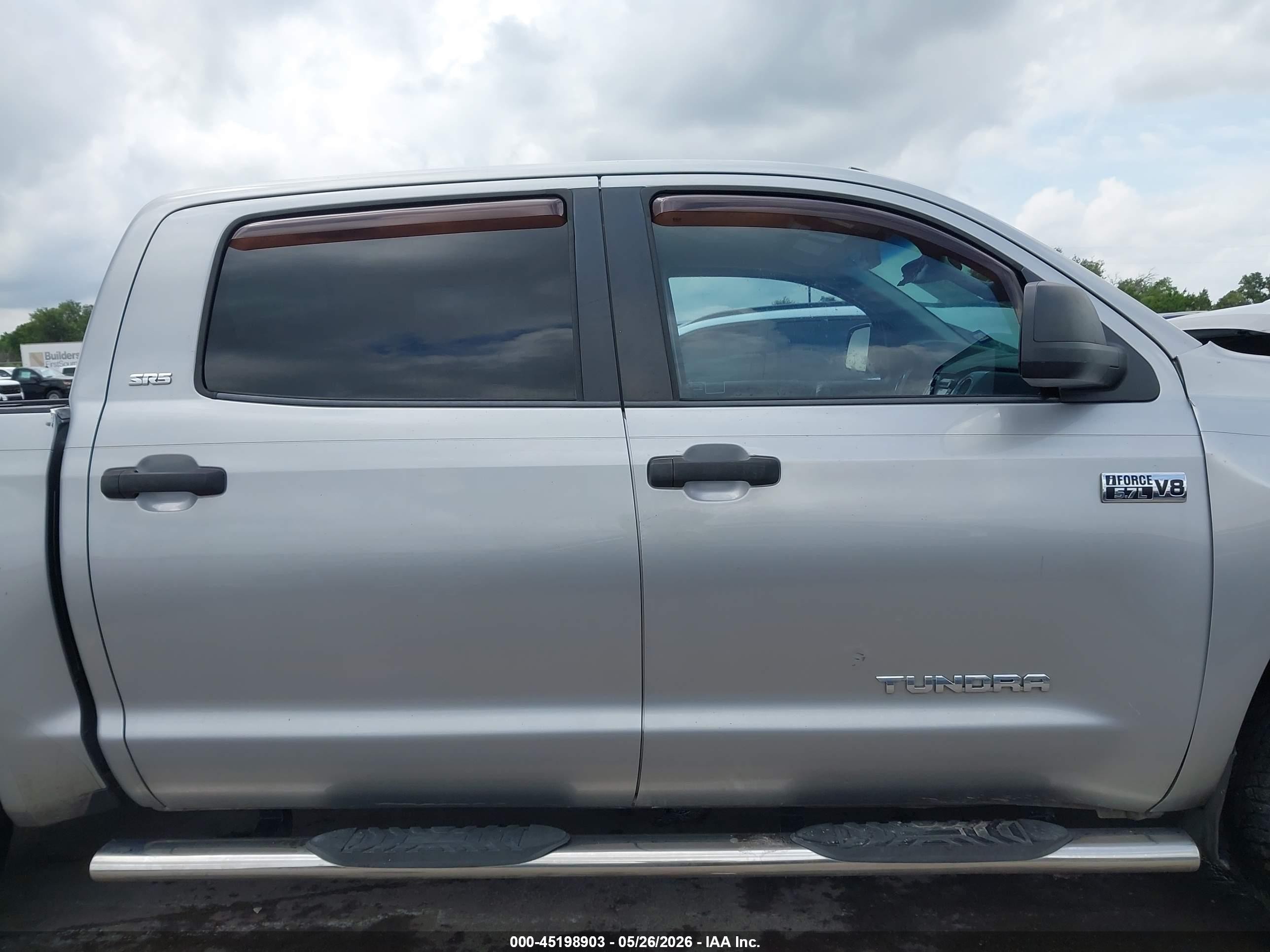 2014 Toyota Tundra Sr5 5.7l V8 Silver vin: 5TFEY5F11EX164951