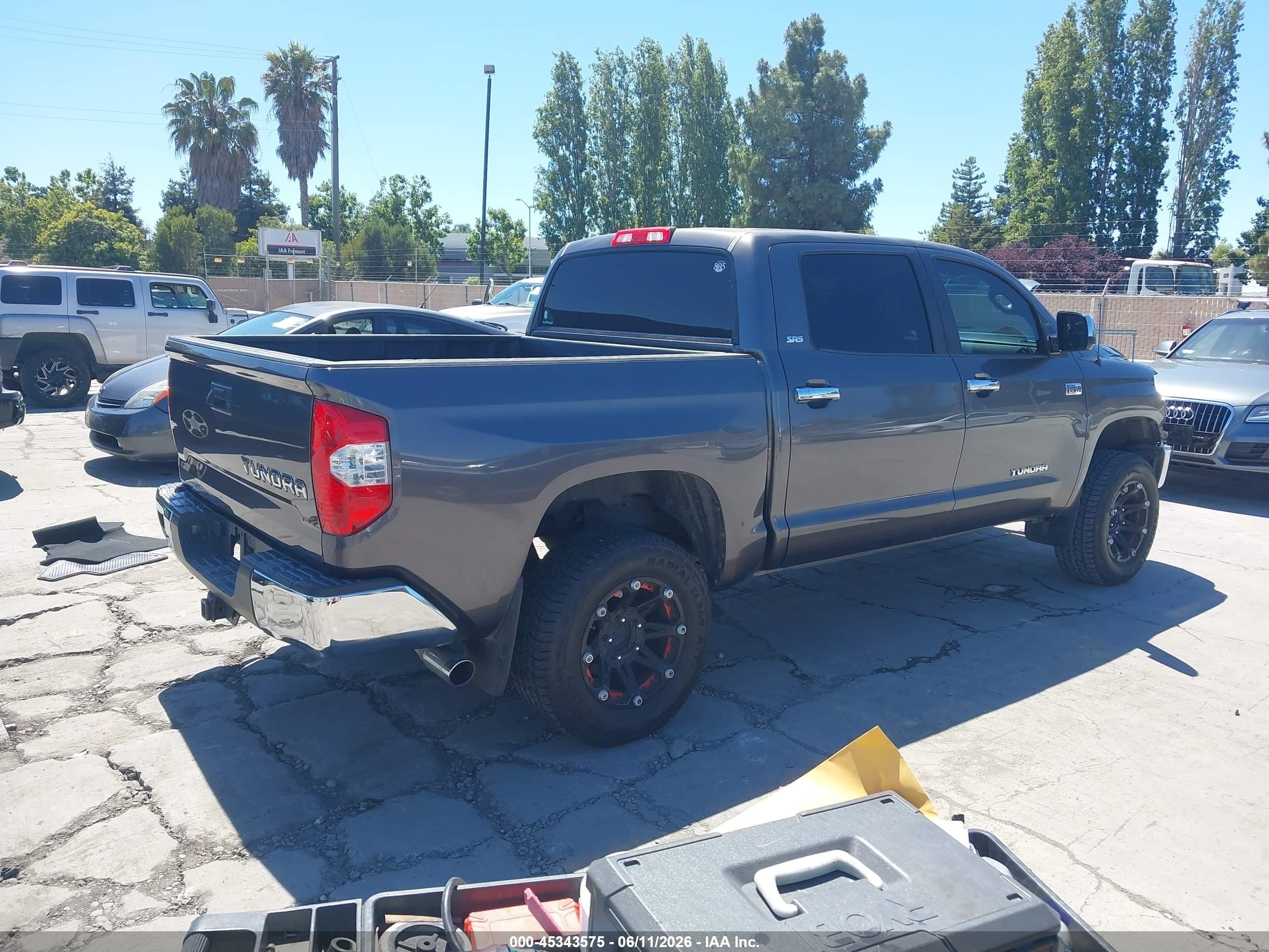 2015 Toyota Tundra Sr5 5.7l V8 Gray vin: 5TFEY5F11FX185106