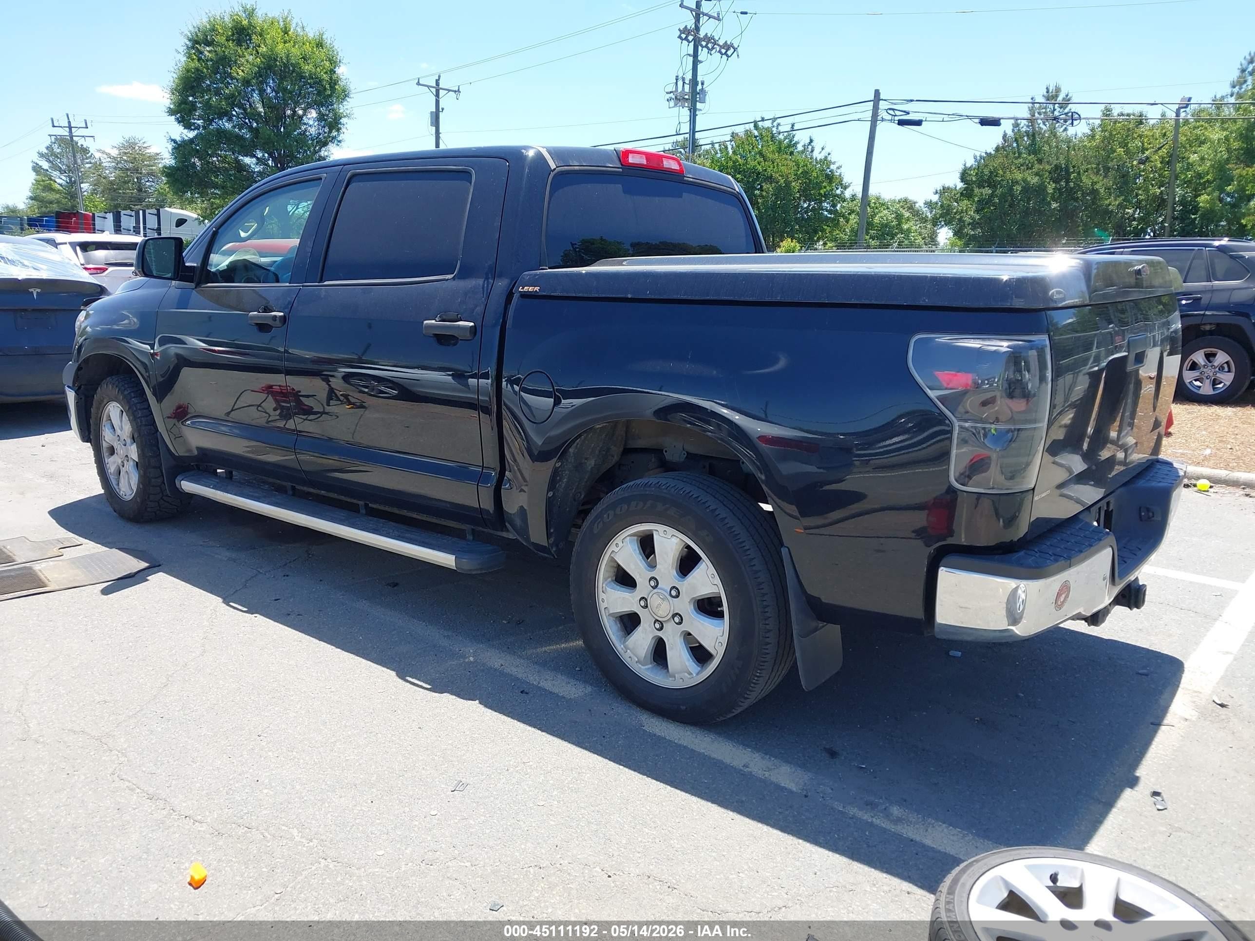 2011 Toyota Tundra Grade 5.7l V8 Черный vin: 5TFEY5F12BX108531