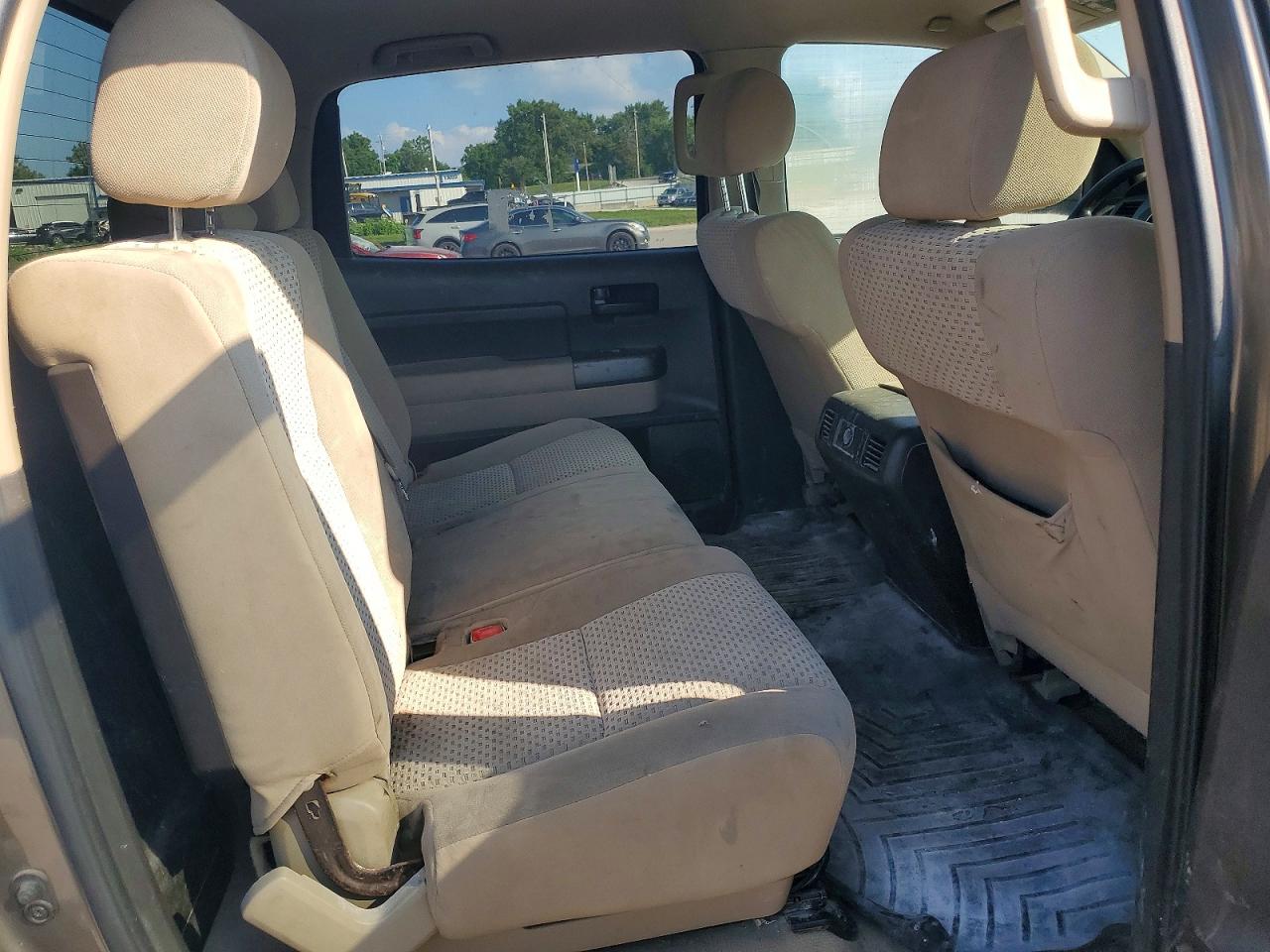 2011 Toyota Tundra Crewmax Sr5 Tan vin: 5TFEY5F12BX110375