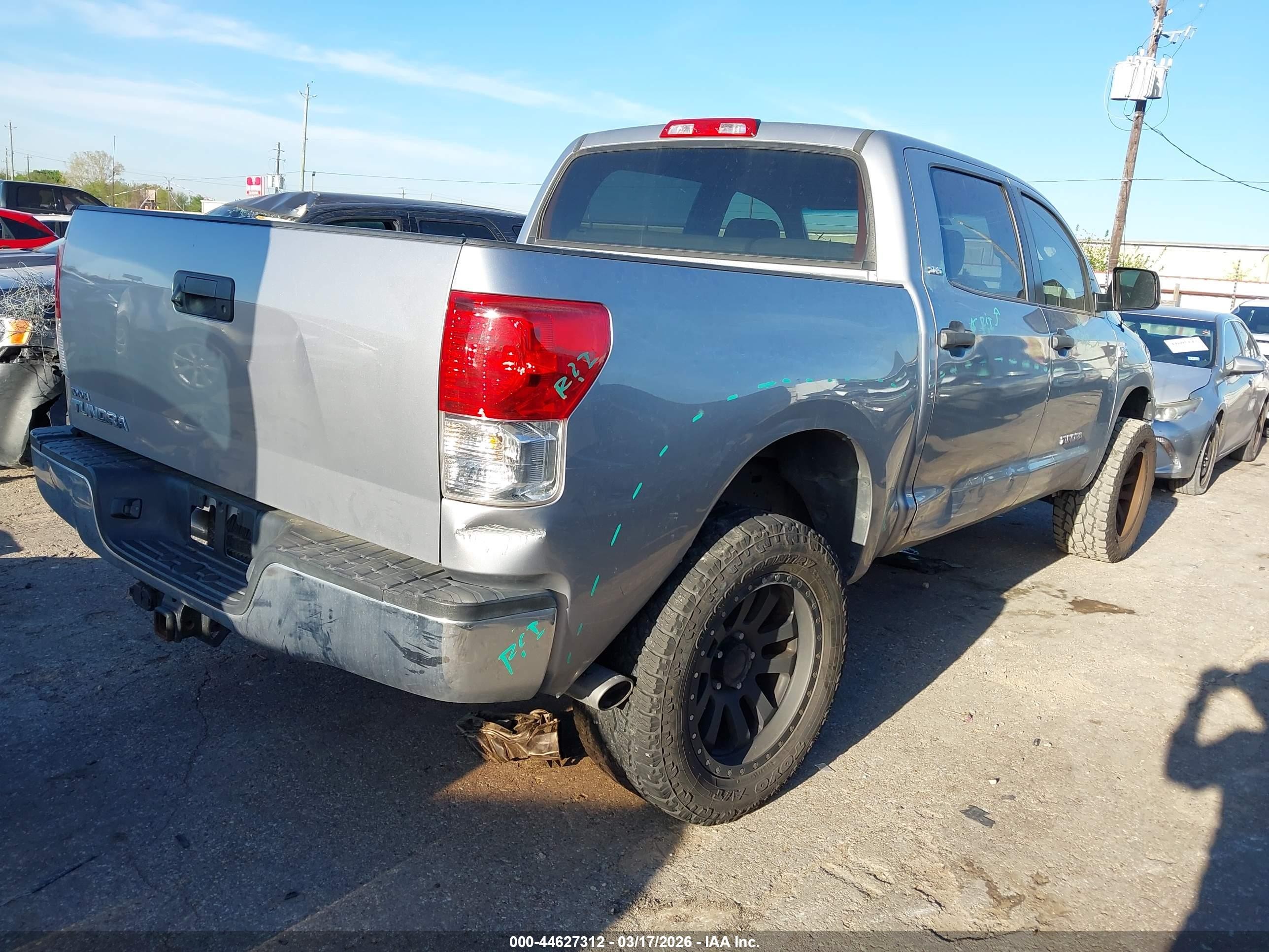 2012 Toyota Tundra Grade 5.7l V8 Silver vin: 5TFEY5F12CX120003