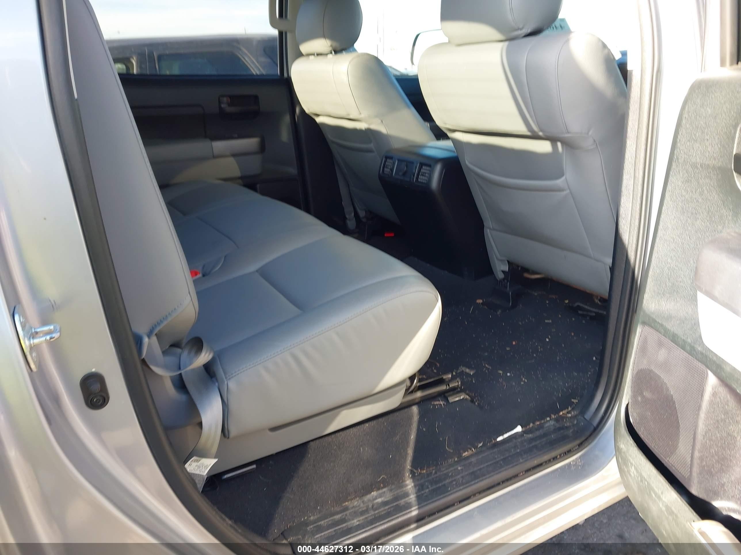 2012 Toyota Tundra Grade 5.7l V8 Silver vin: 5TFEY5F12CX120003