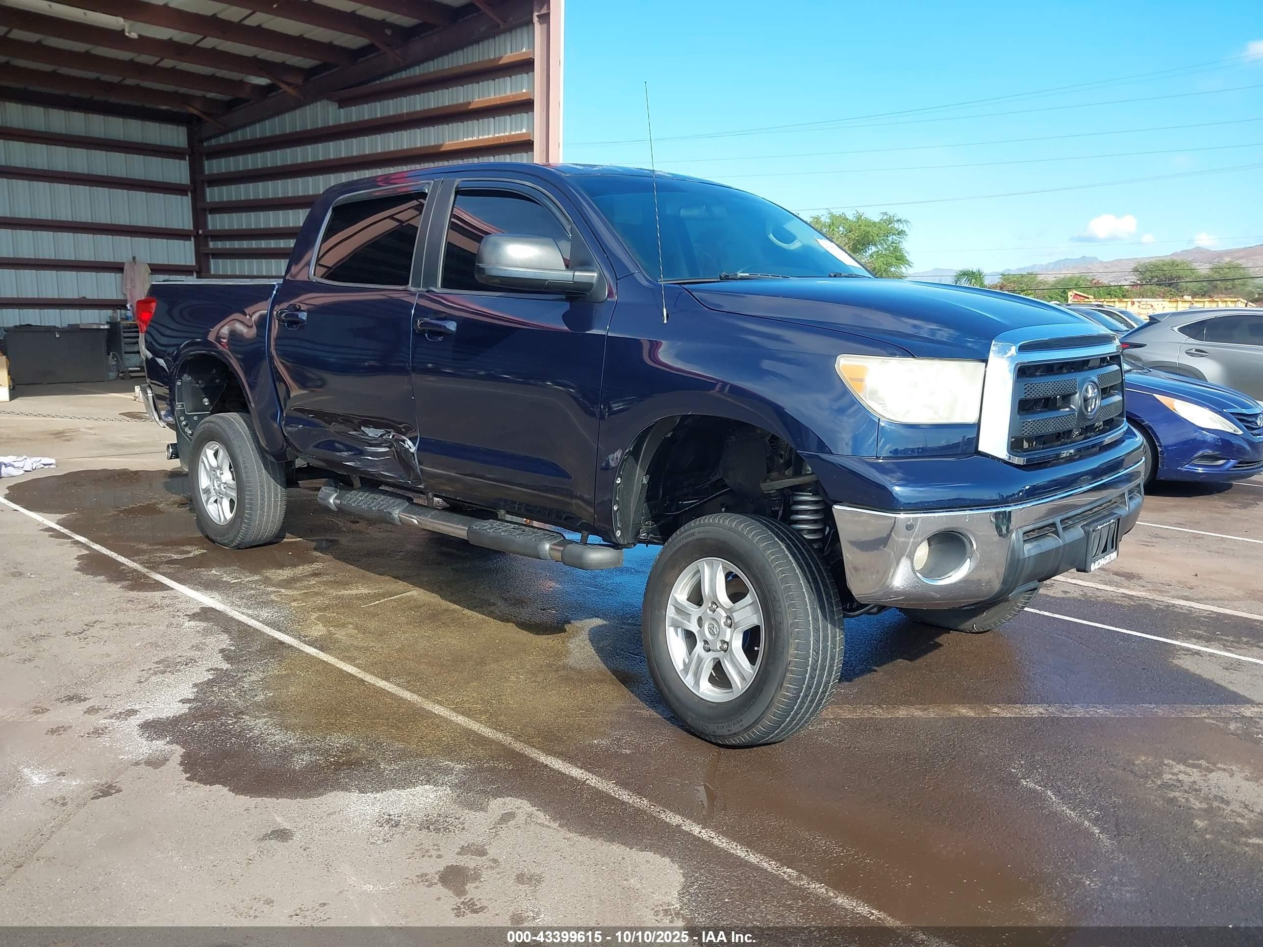 2012 Toyota Tundra Grade 5.7l V8 Blue vin: 5TFEY5F12CX124858