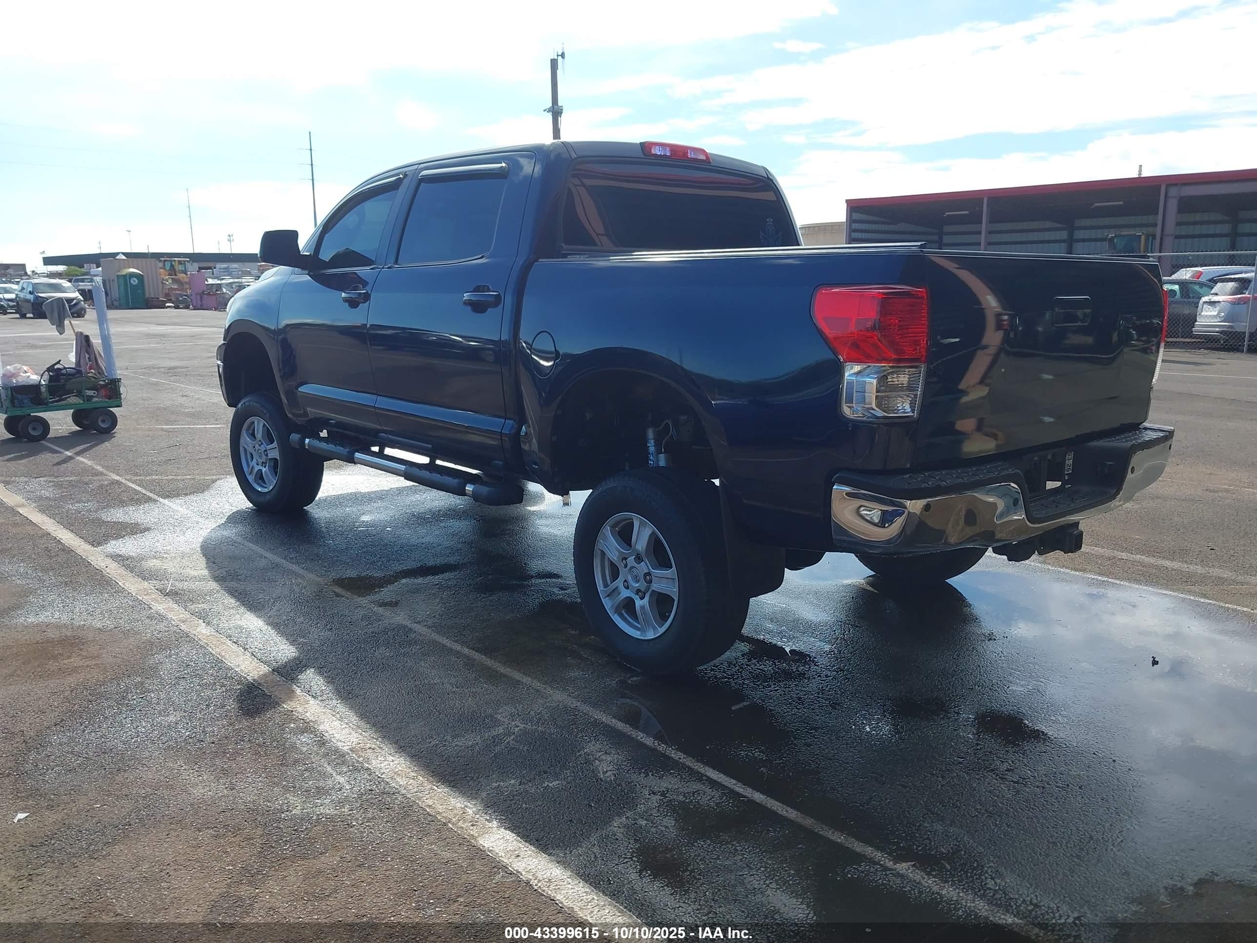 2012 Toyota Tundra Grade 5.7l V8 Blue vin: 5TFEY5F12CX124858