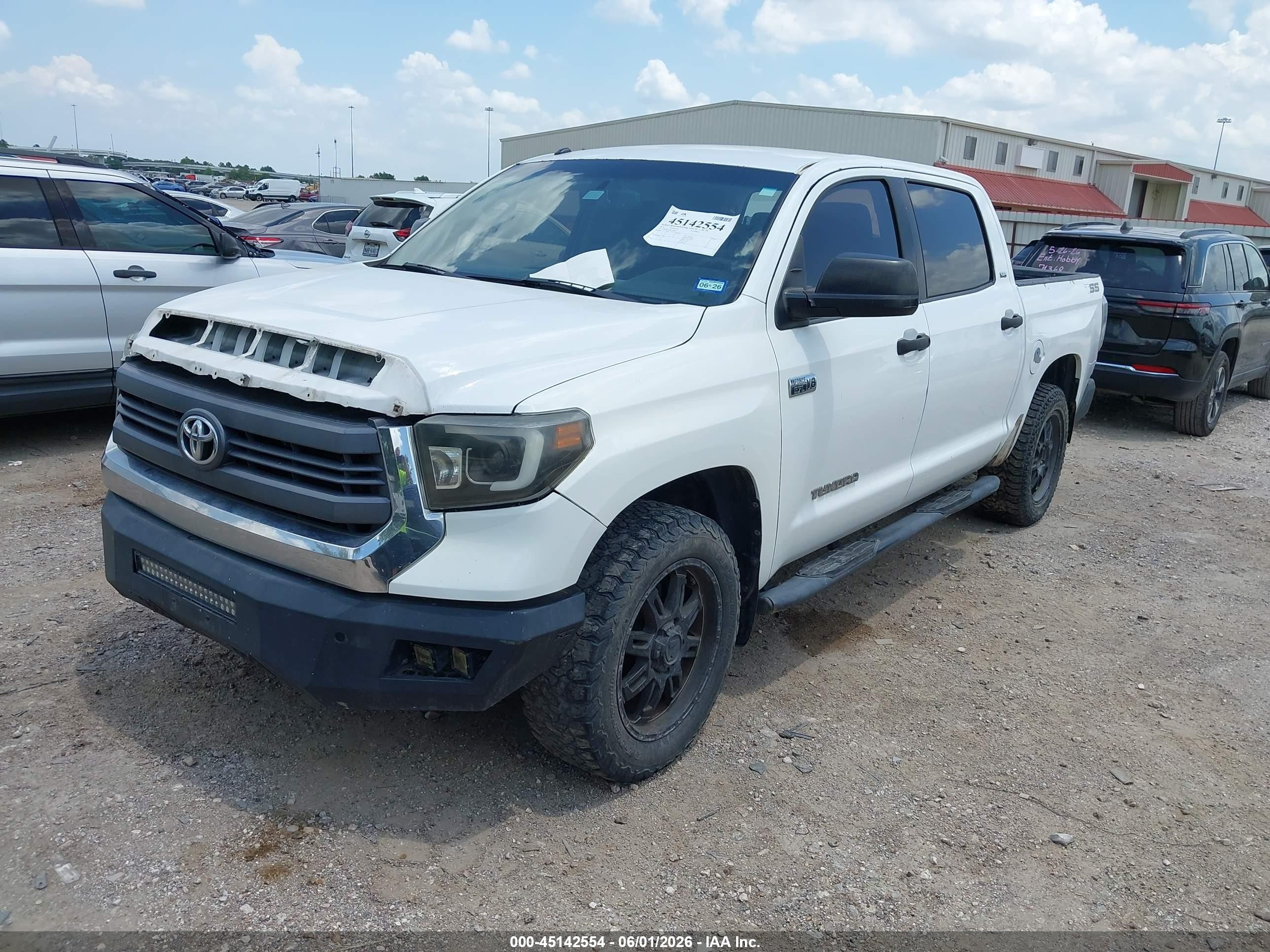 2014 Toyota Tundra Sr5 5.7l V8 White vin: 5TFEY5F12EX158611
