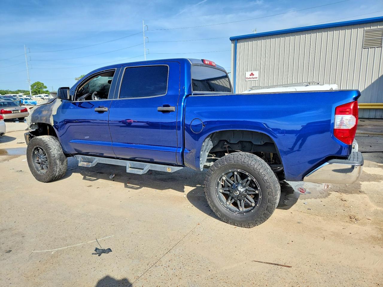 2014 Toyota Tundra Crewmax Sr5 Blue vin: 5TFEY5F12EX159063