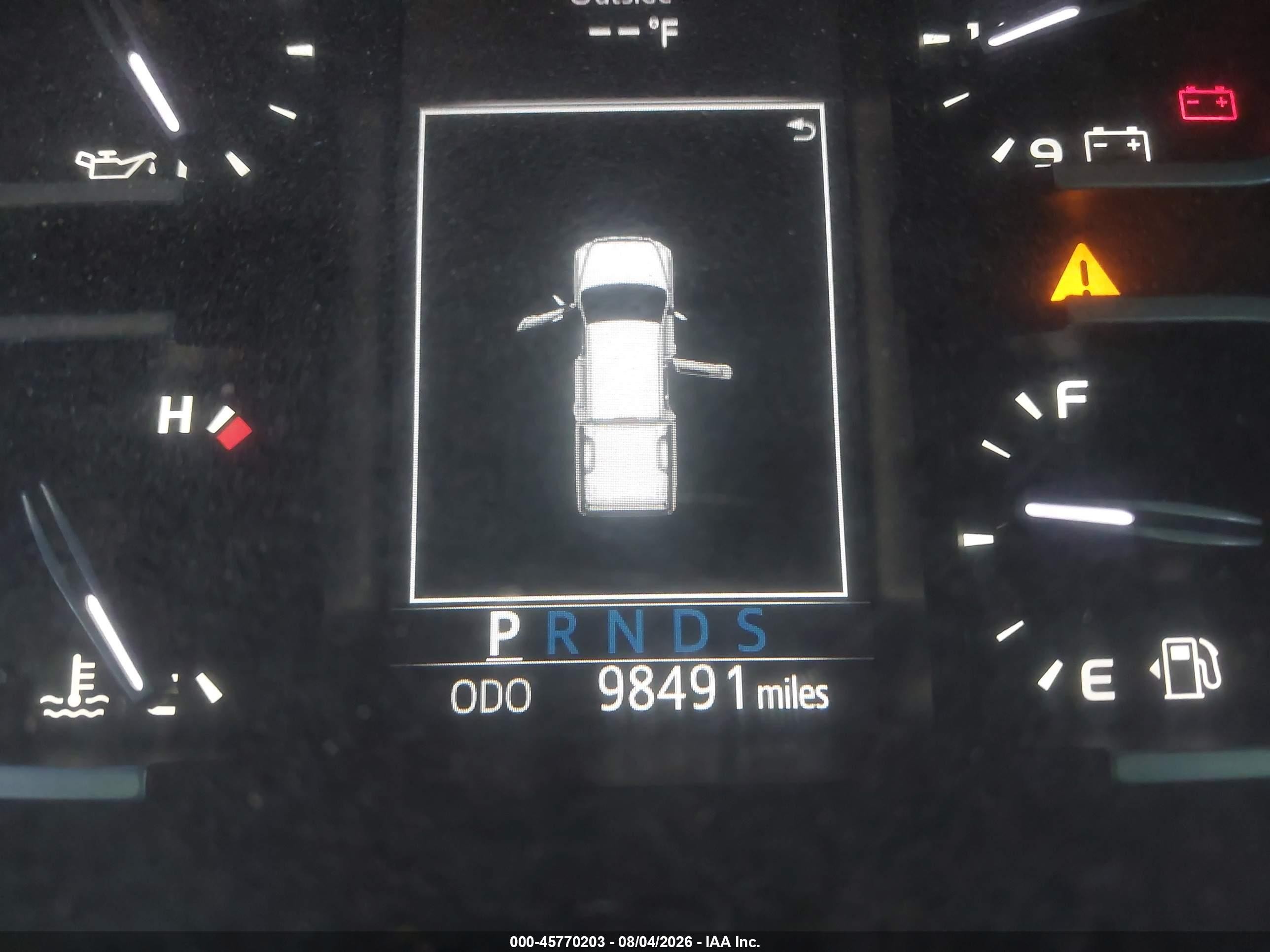 2018 Toyota Tundra Sr5 5.7l V8 Silver vin: 5TFEY5F12JX231261
