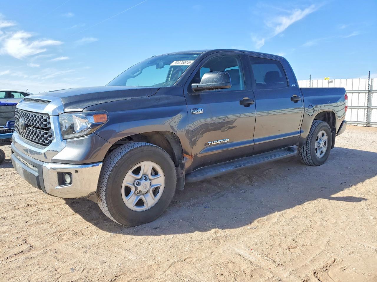 2018 Toyota Tundra Crewmax Sr5 Charcoal vin: 5TFEY5F12JX240400