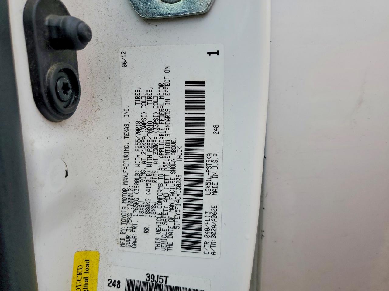 2012 Toyota Tundra Crewmax Sr5 White vin: 5TFEY5F14CX130208