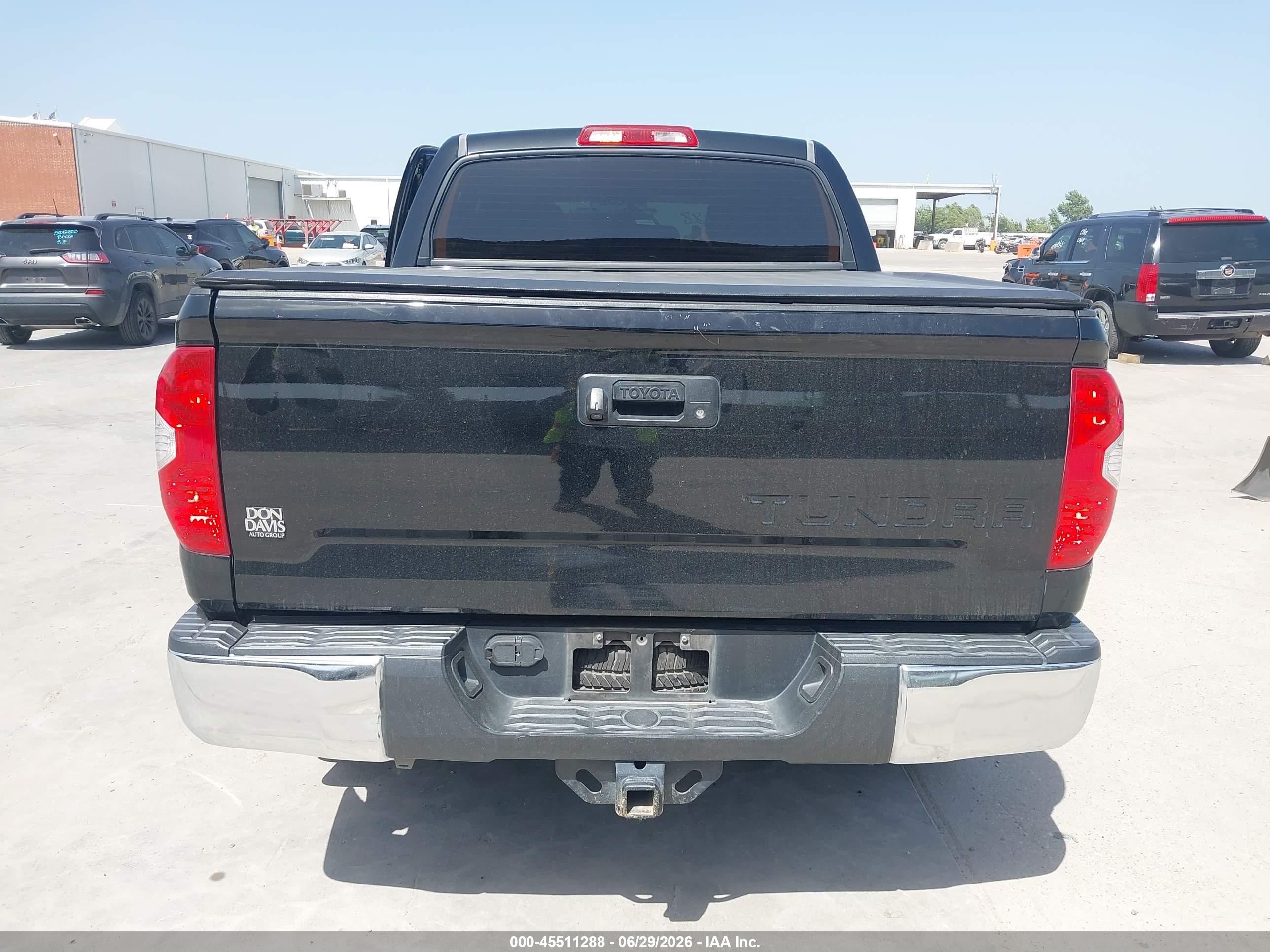 2015 Toyota Tundra Sr5 5.7l V8 Black vin: 5TFEY5F14FX181292