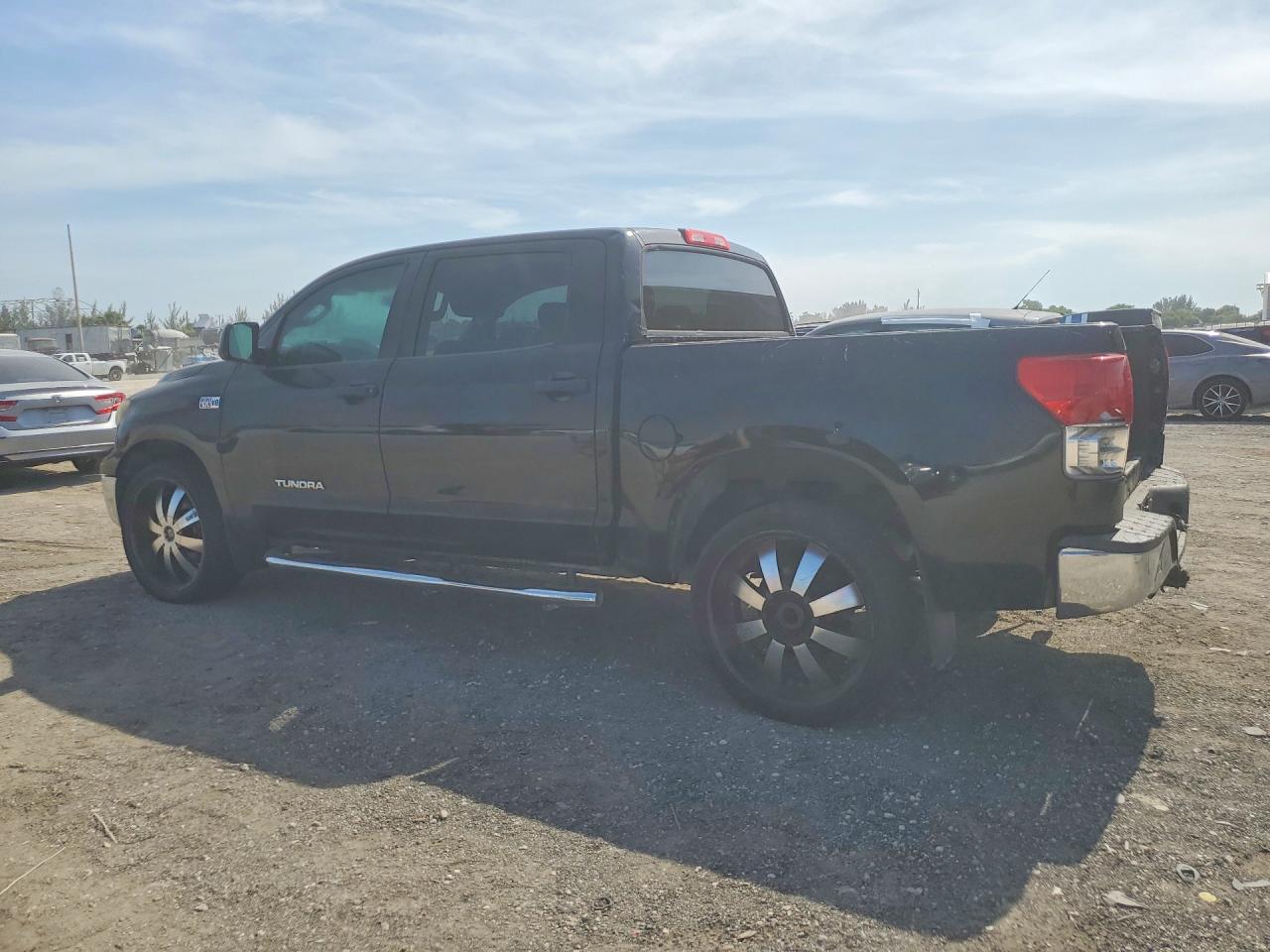 2010 Toyota Tundra Crewmax Sr5 Black vin: 5TFEY5F15AX085471