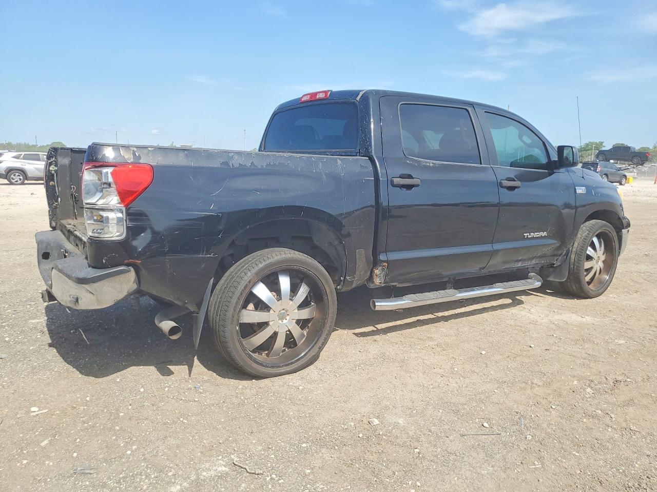 2010 Toyota Tundra Crewmax Sr5 Black vin: 5TFEY5F15AX085471