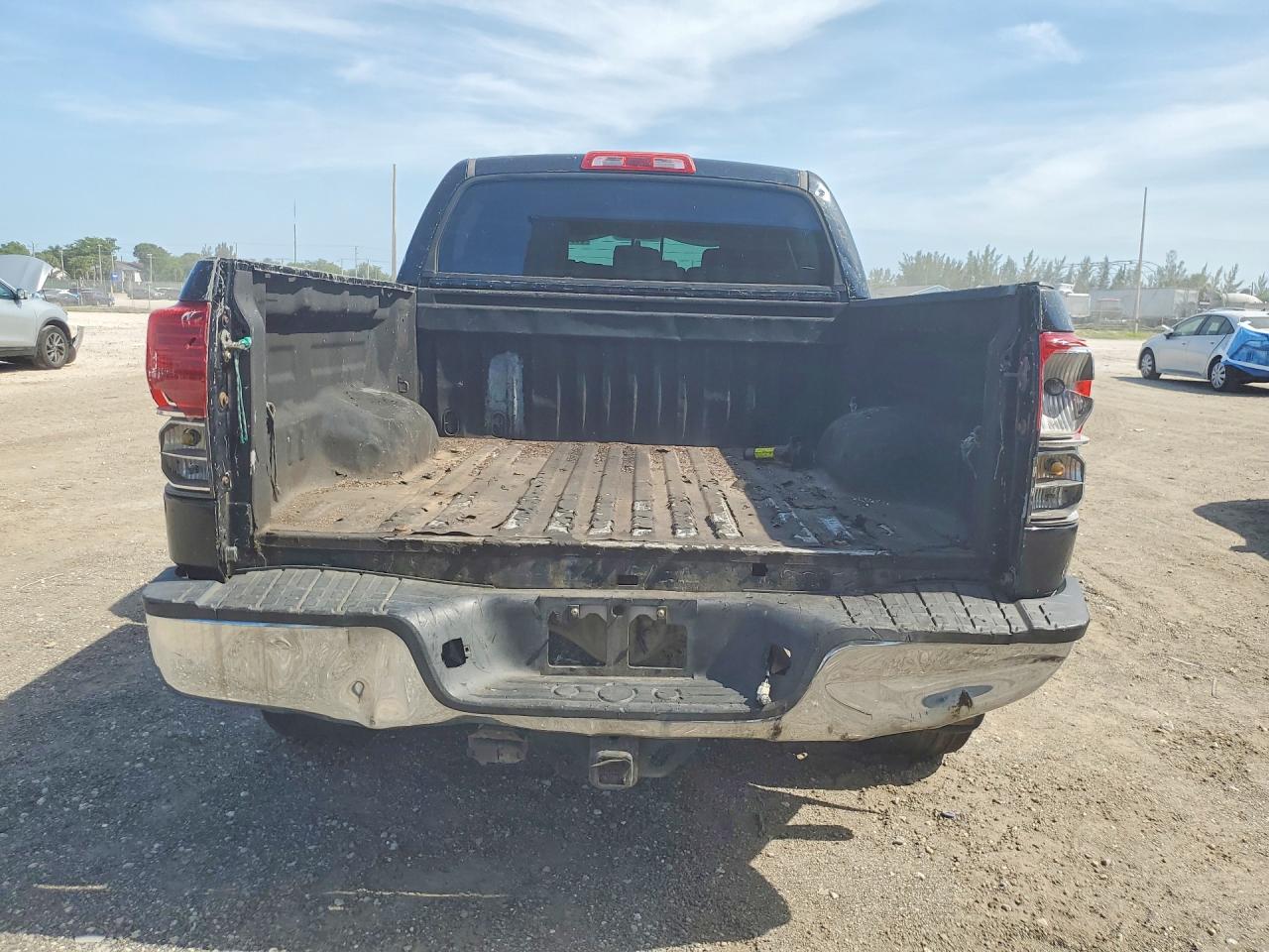 2010 Toyota Tundra Crewmax Sr5 Black vin: 5TFEY5F15AX085471