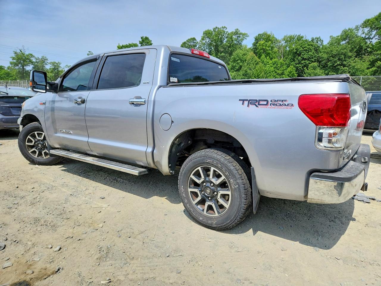 2010 Toyota Tundra Crewmax Sr5 Silver vin: 5TFEY5F15AX092355