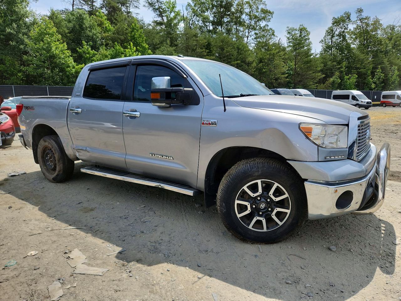 2010 Toyota Tundra Crewmax Sr5 Silver vin: 5TFEY5F15AX092355