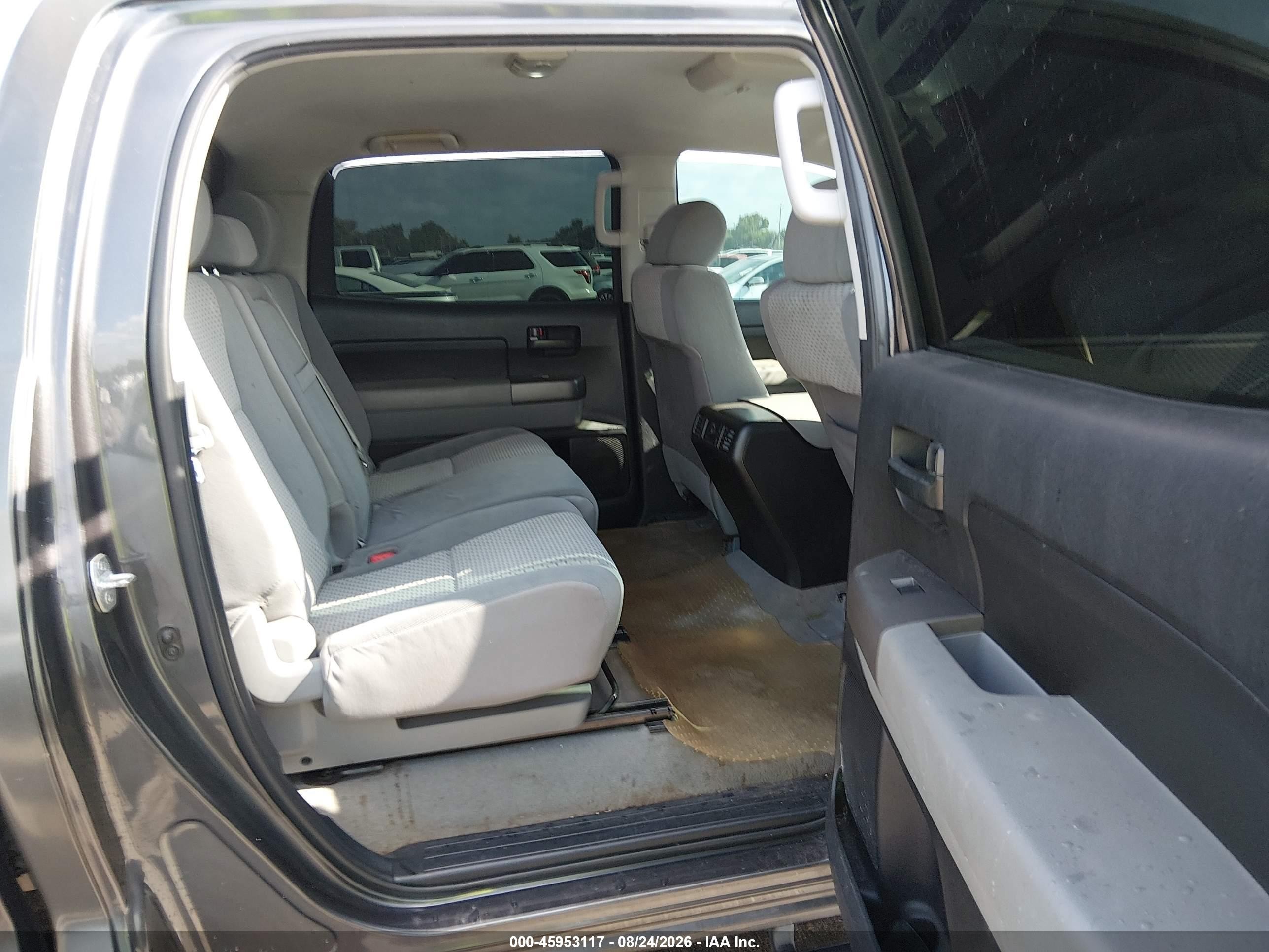 2011 Toyota Tundra Grade 5.7l V8 Gray vin: 5TFEY5F15BX110127