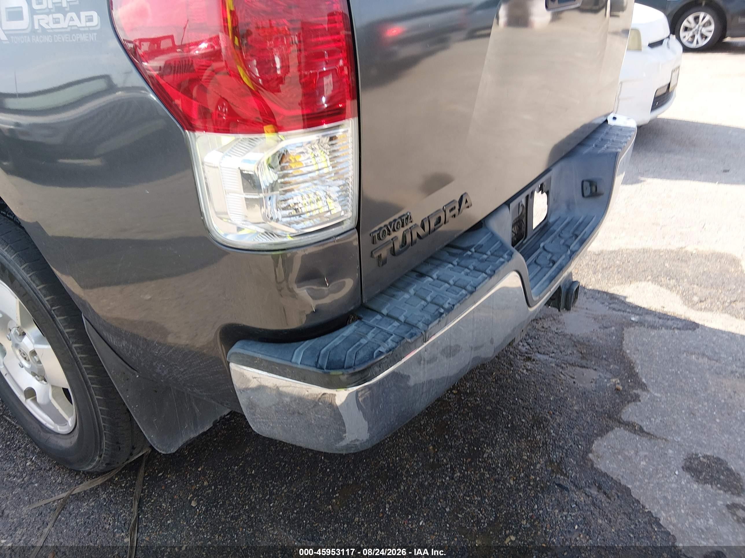 2011 Toyota Tundra Grade 5.7l V8 Gray vin: 5TFEY5F15BX110127