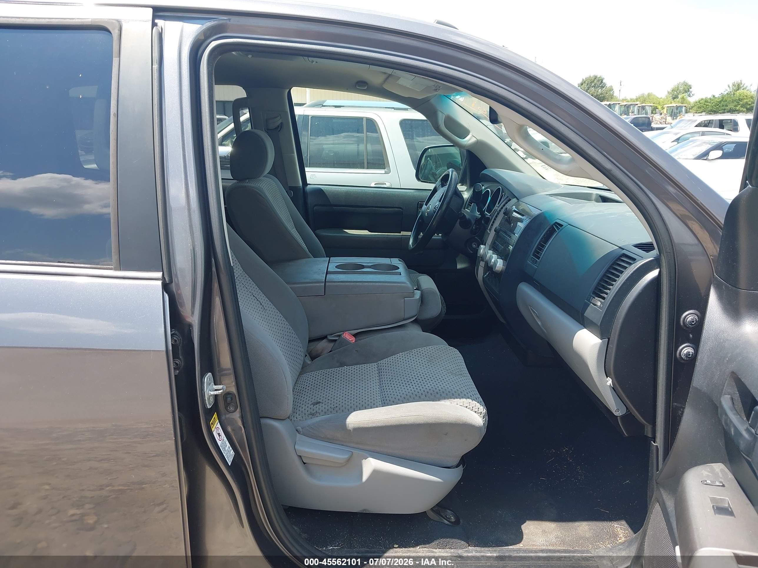 2013 Toyota Tundra Grade 5.7l V8 Gray vin: 5TFEY5F15DX139923