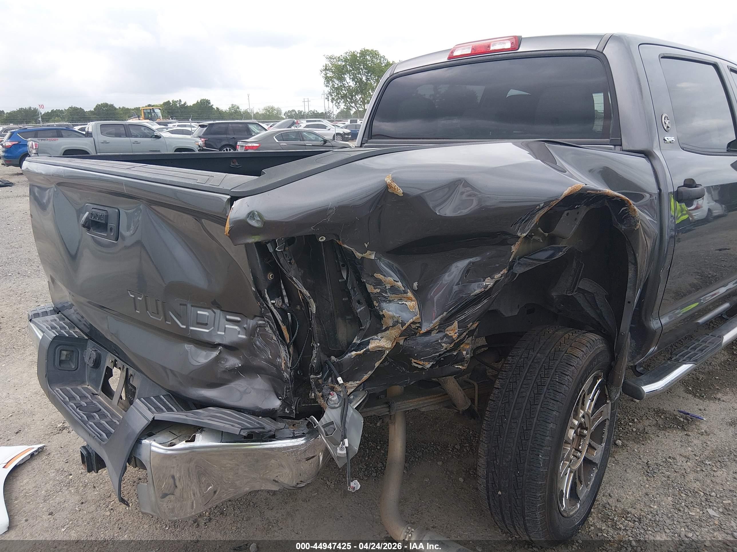 2014 Toyota Tundra Sr5 5.7l V8 Gray vin: 5TFEY5F15EX152883