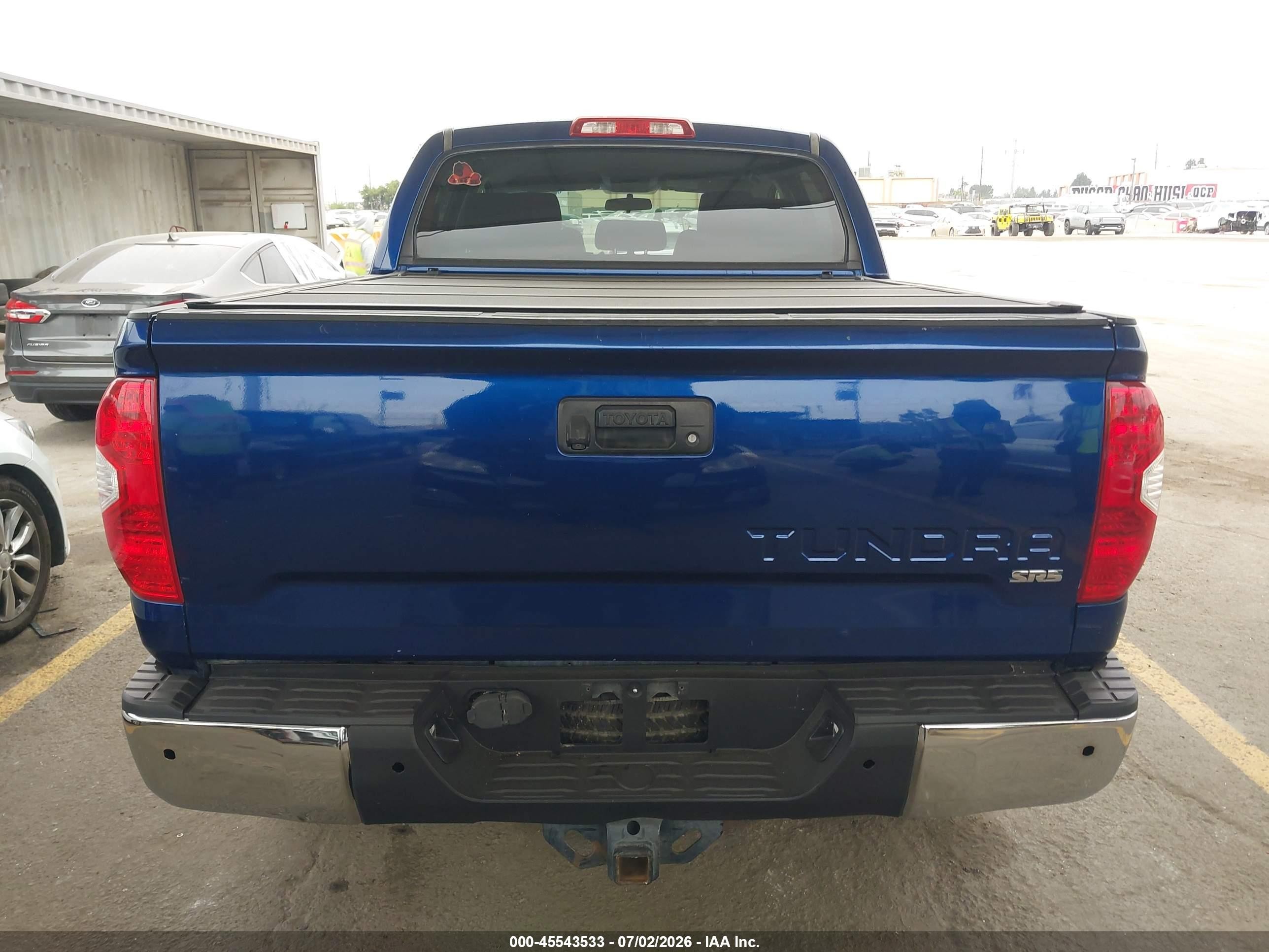 2015 Toyota Tundra Sr5 5.7l V8 Синий vin: 5TFEY5F15FX188736